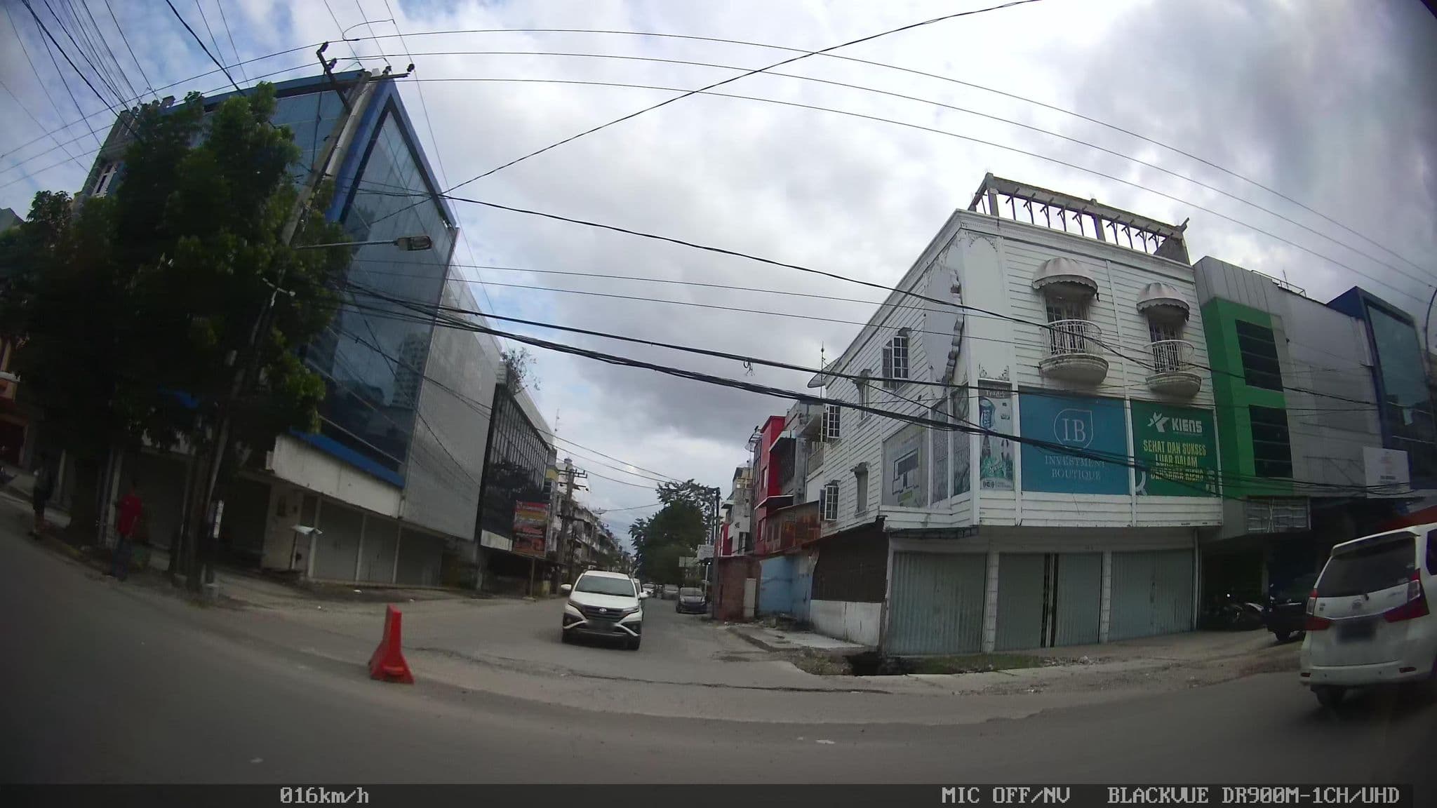 Street view near Red Rock Hotel Penang, Medan — © kaart_2 (CC BY-SA · Mapillary)