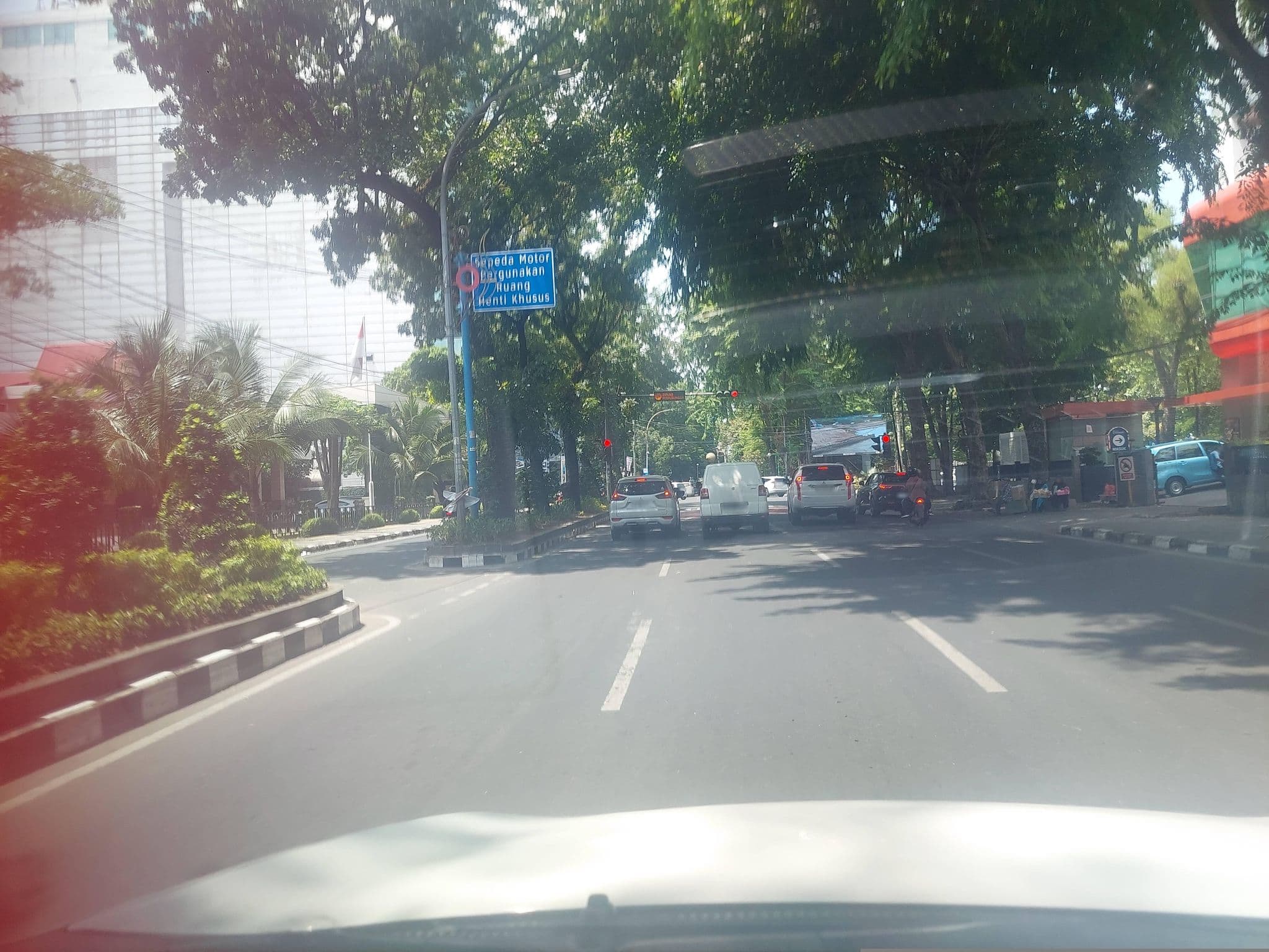 Street view near Room 1002, Medan — © donny3009 (CC BY-SA · Mapillary)
