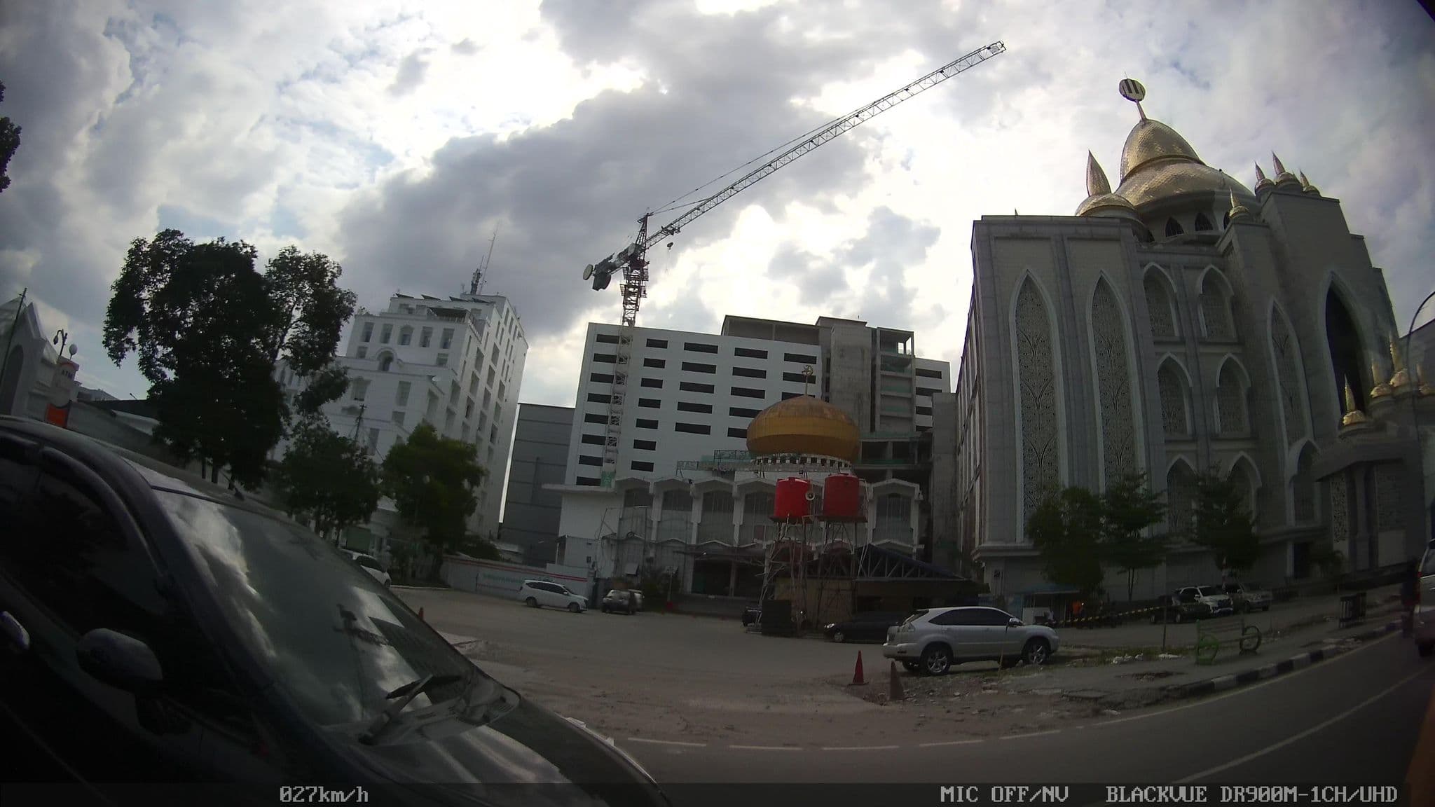 Street view near Mess Pemda Propsu, Medan — © kaart_2 (CC BY-SA · Mapillary)