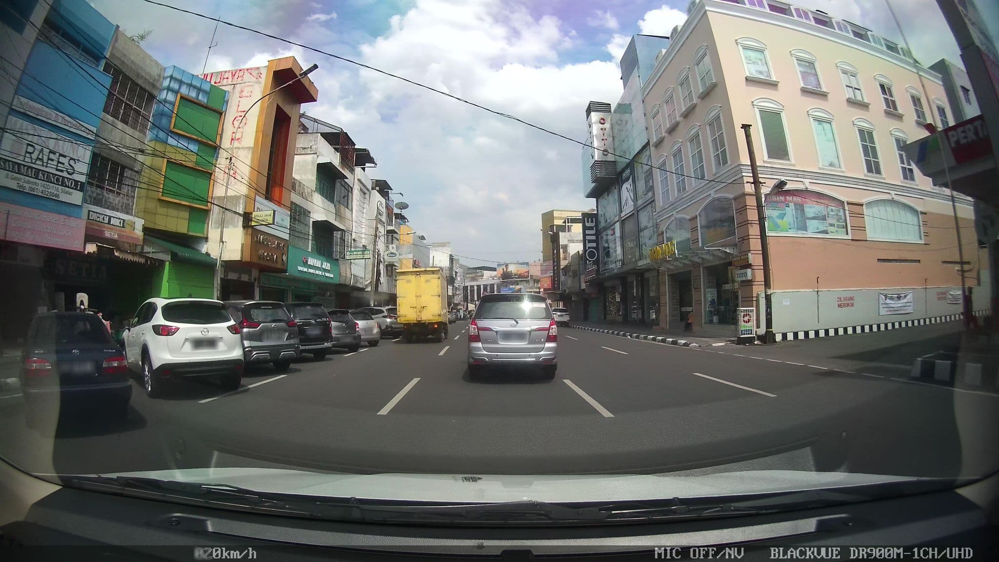 Street view near H L Days Inn, Medan — © kaart_2 (CC BY-SA · Mapillary)