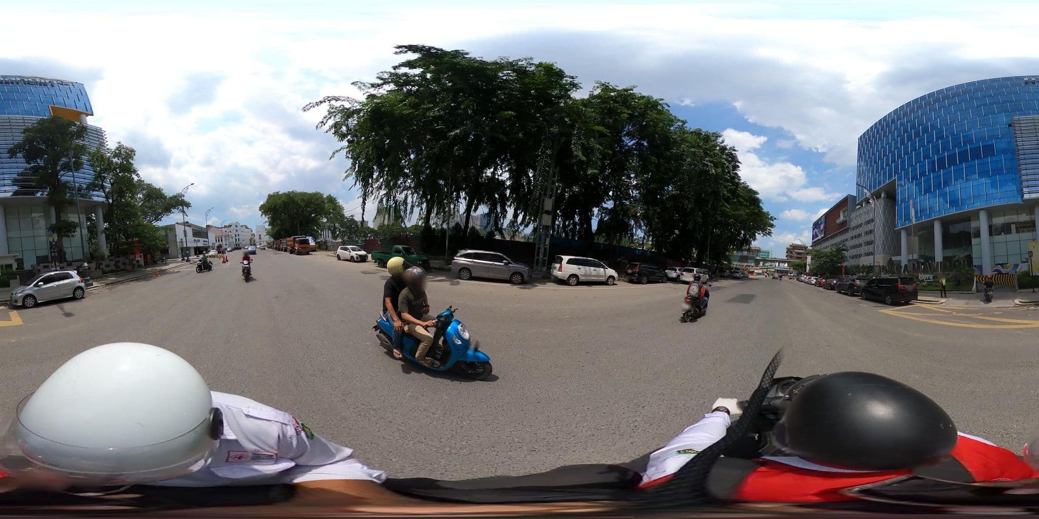 Street view near Niagara Hotel, Medan — © danbjoseph (CC BY-SA · Mapillary)