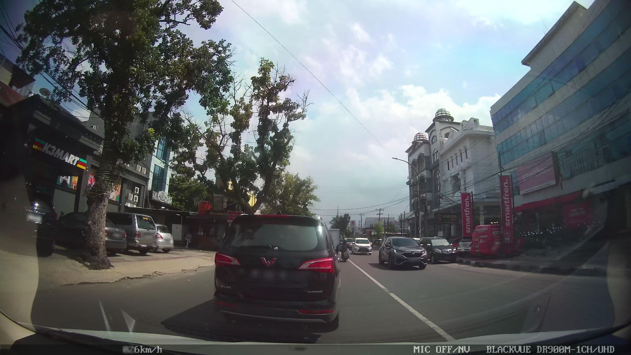 Street view near Hotel Soechi International, Medan — © kaart_2 (CC BY-SA · Mapillary)