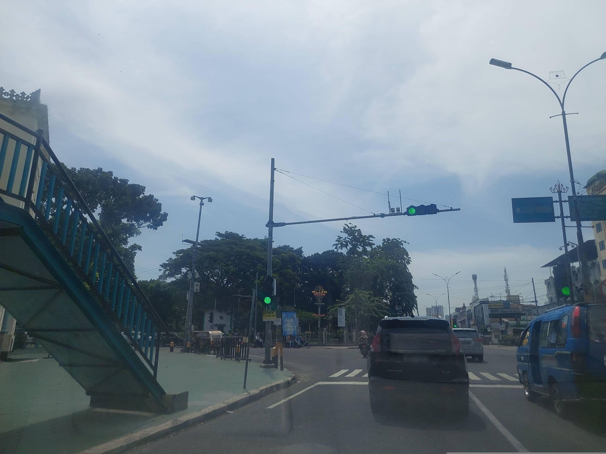 Street view near Hotel borobudur, Medan — © donny3009 (CC BY-SA · Mapillary)