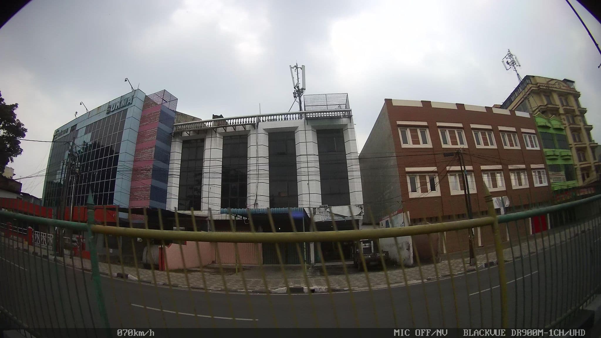 Street view near Jannah guest house, Medan — © kaart_2 (CC BY-SA · Mapillary)