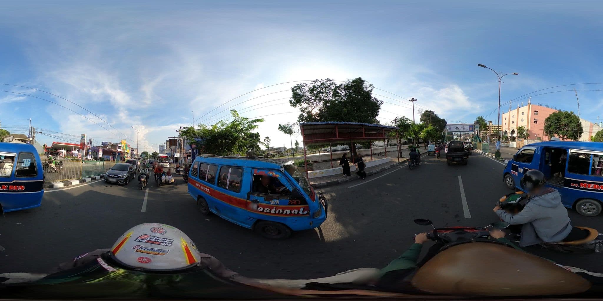 Street view near wisma yuli, Medan — © danbjoseph (CC BY-SA · Mapillary)