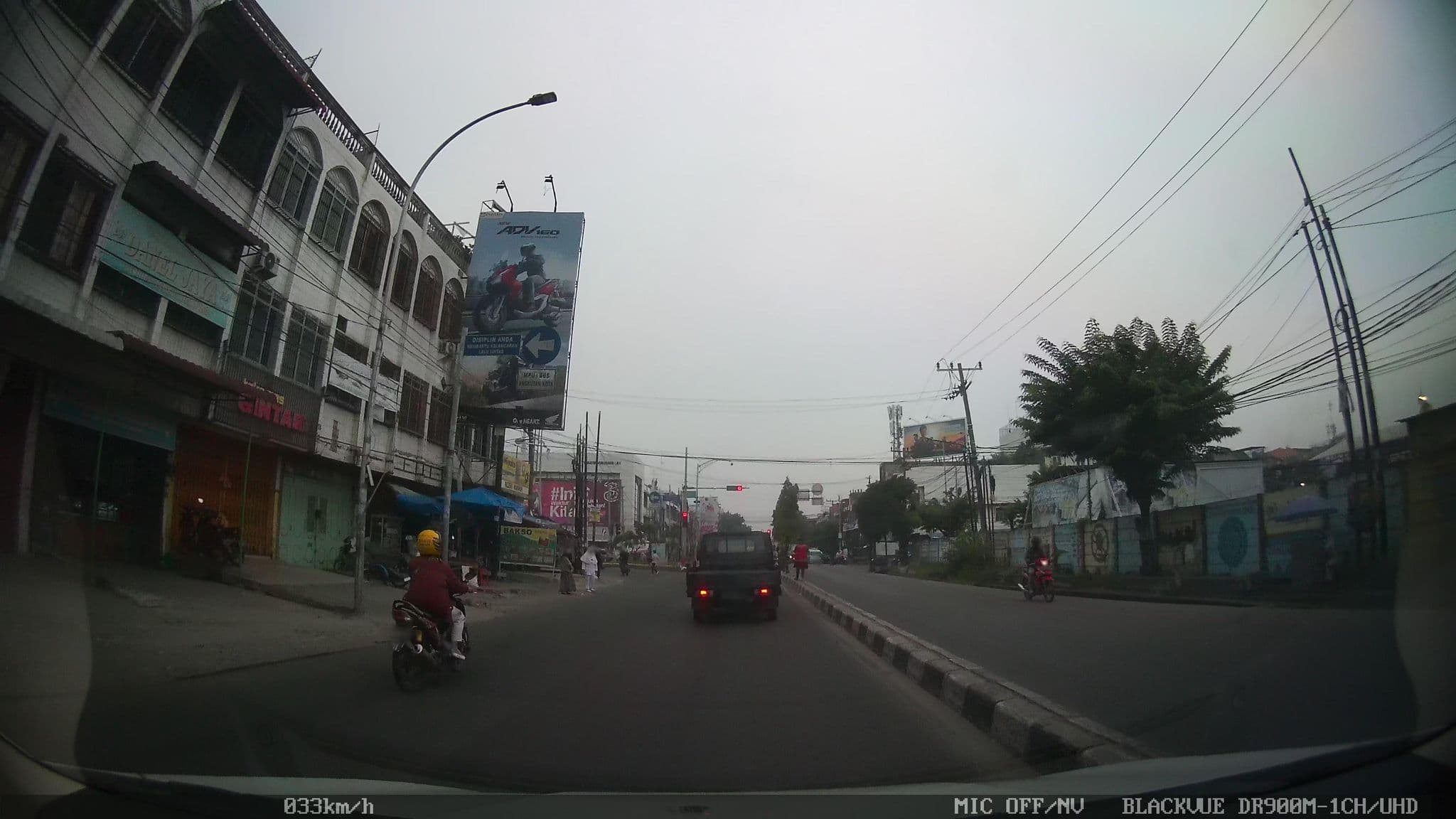 Street view near Gym | JW Marriott Medan, Medan — © kaart_2 (CC BY-SA · Mapillary)