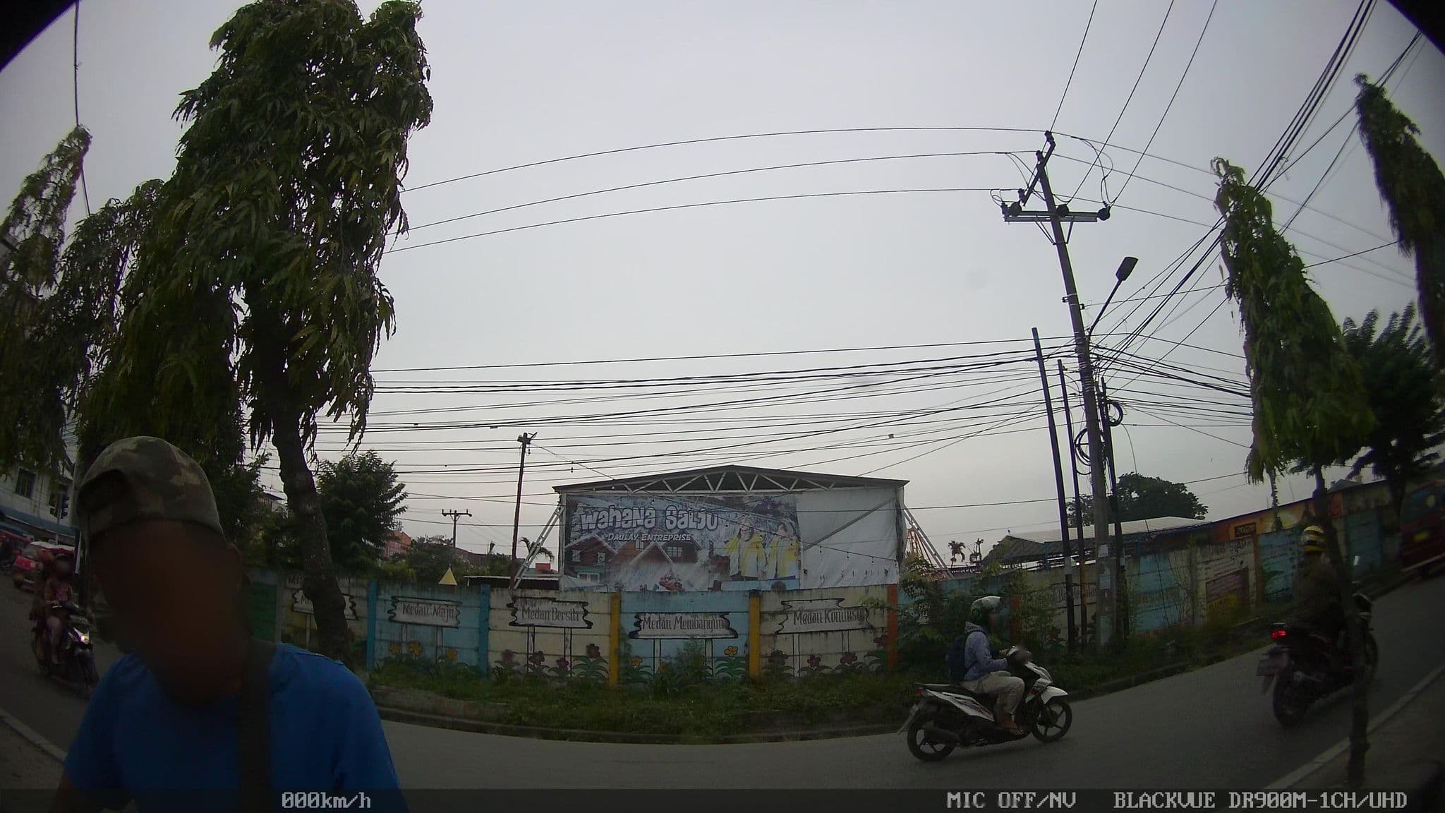 Street view near Bus 6, Medan — © kaart_2 (CC BY-SA · Mapillary)