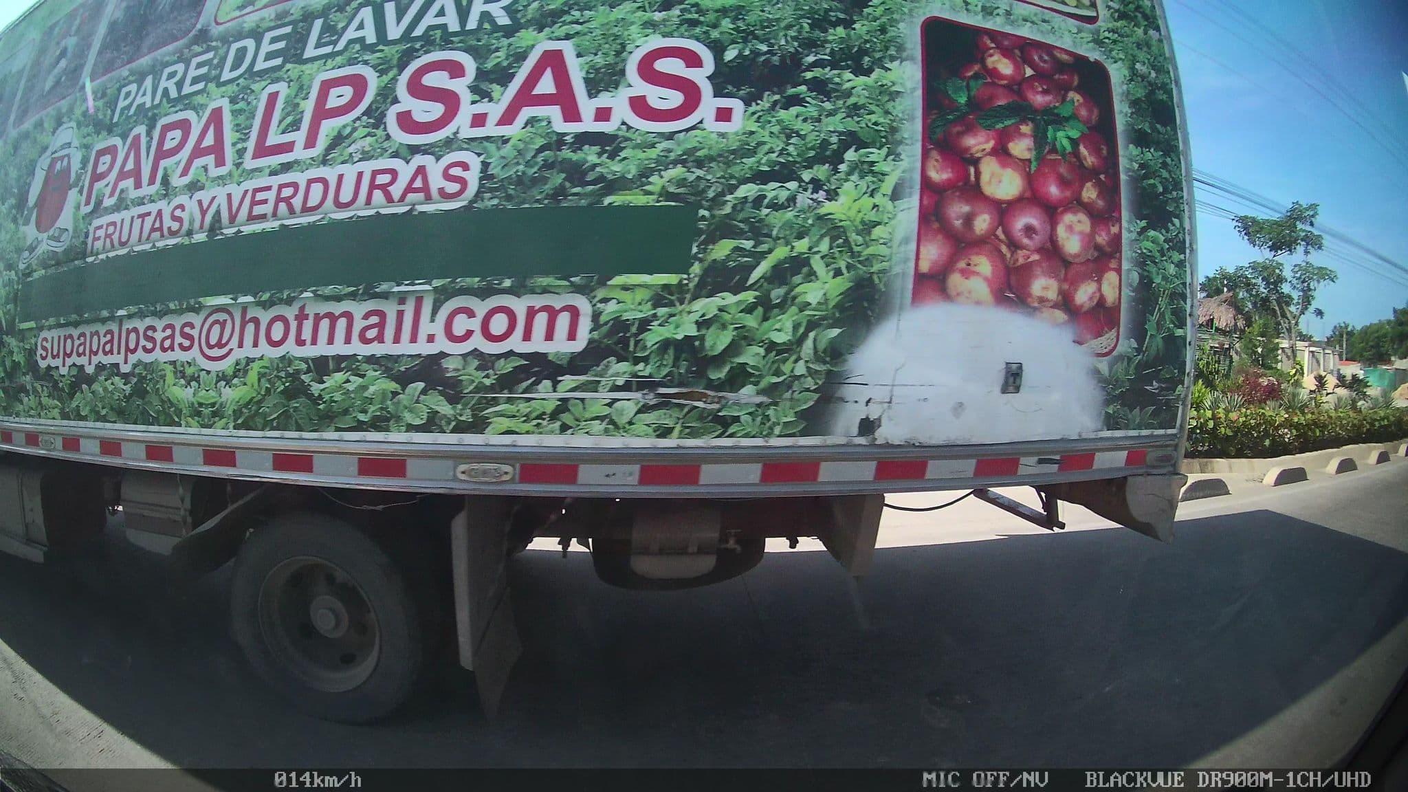Street view near Motel La Luna, Barranquilla — © kaart_2 (CC BY-SA · Mapillary)