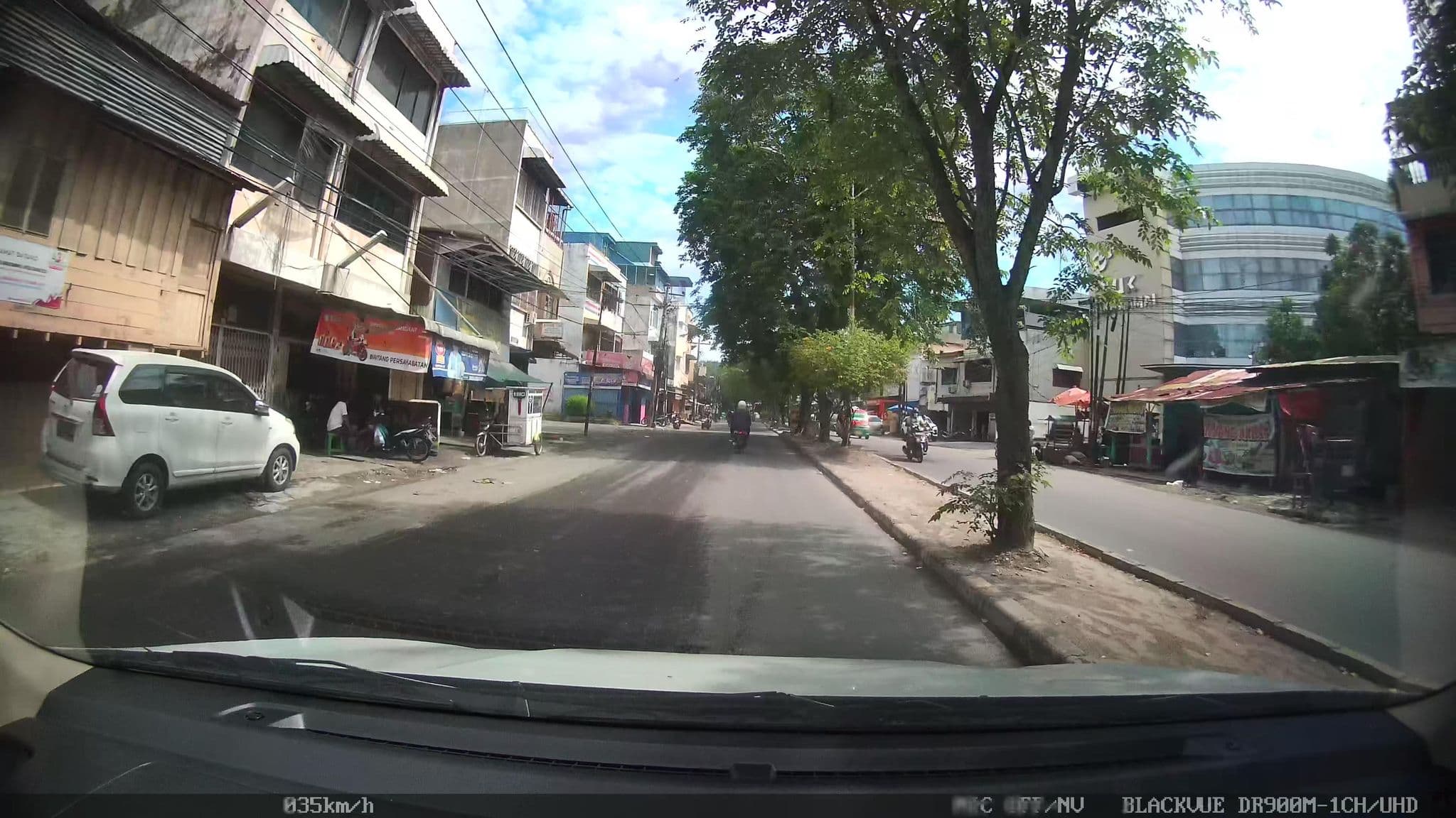 Street view near Hotel Merdeka, Medan — © kaart_2 (CC BY-SA · Mapillary)