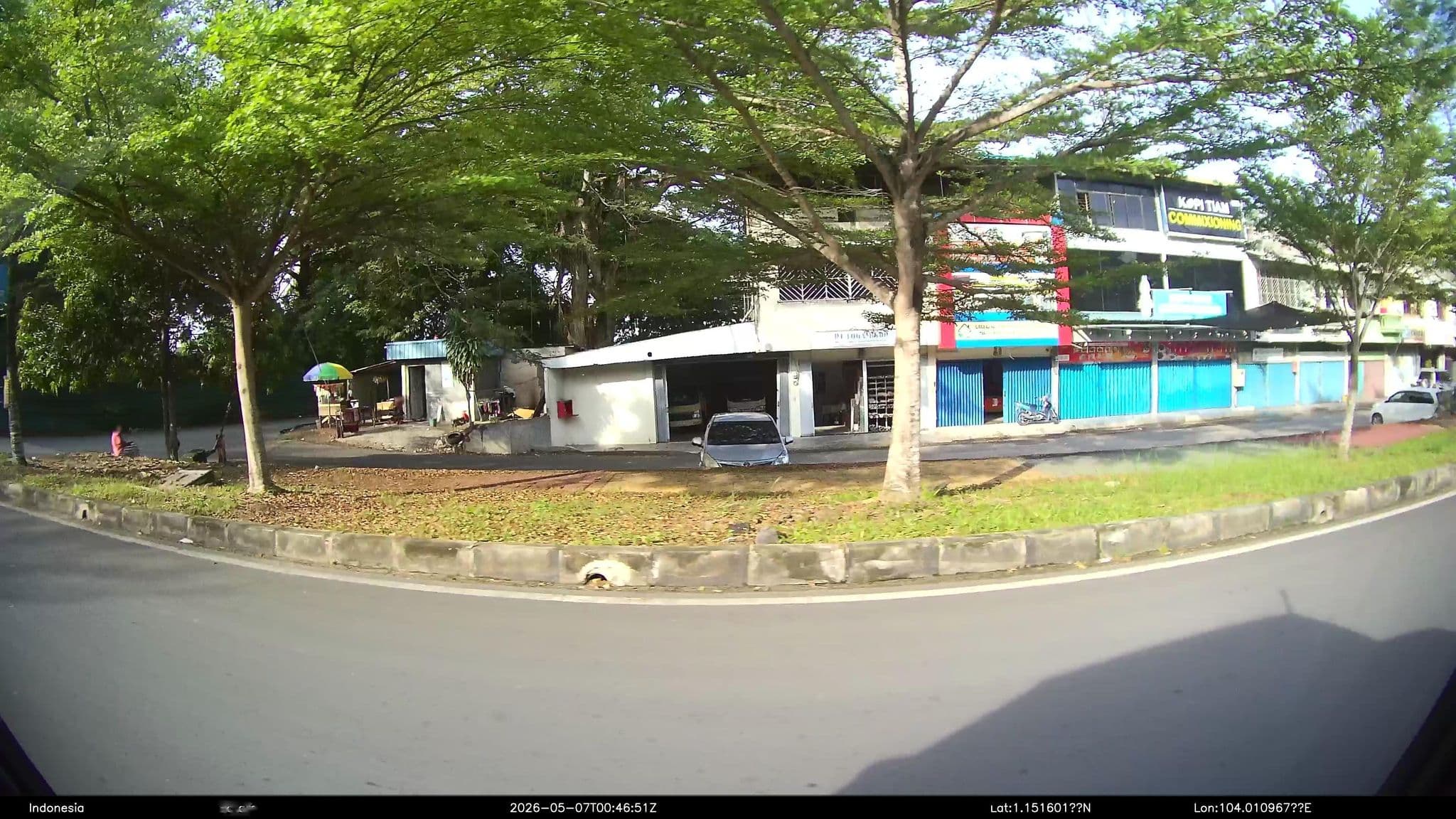 Street view near Leon Inn, Batam — © Kaart---LEFT (CC BY-SA · Mapillary)
