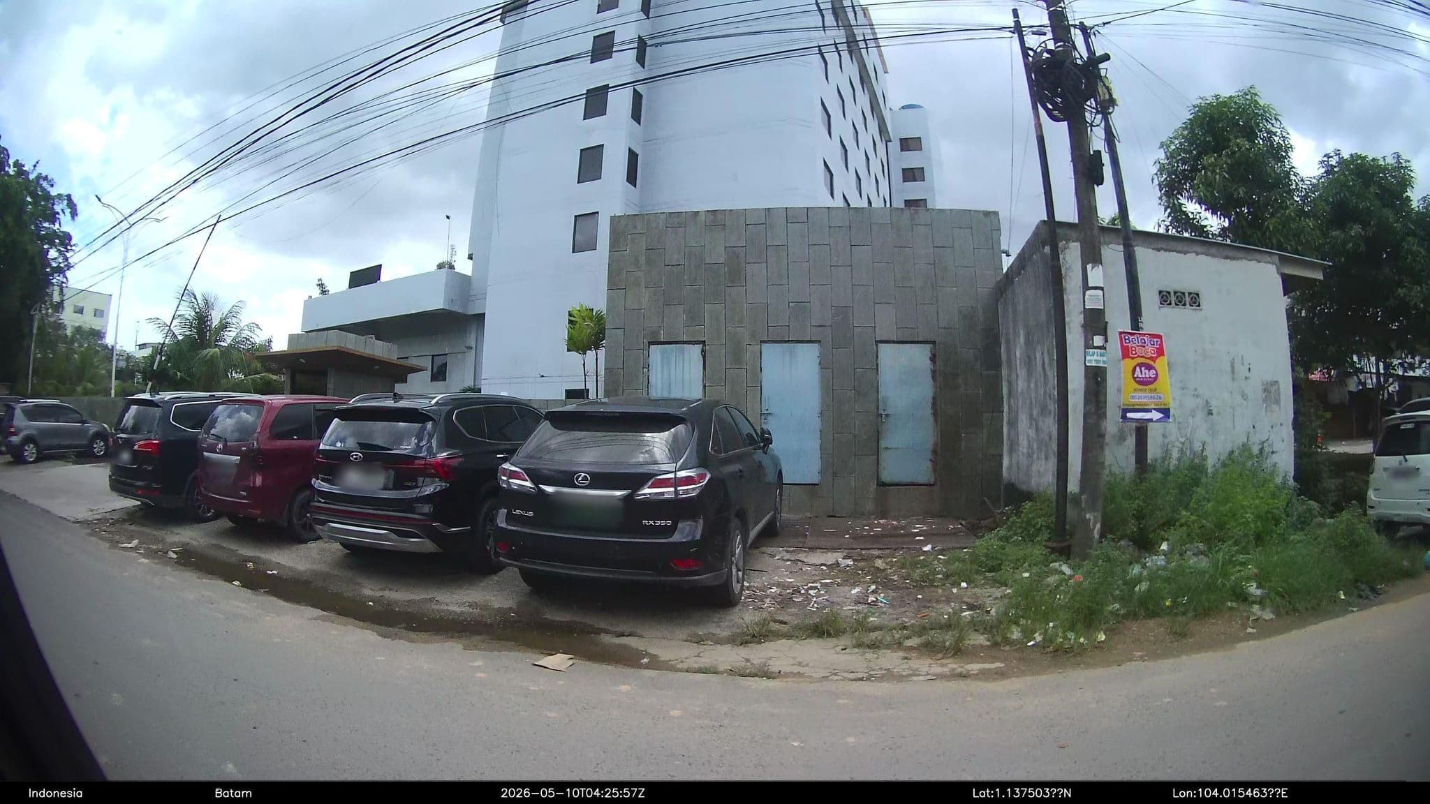 Street view near Back Office - Accounting Mercure, Batam — © Kaart---RIGHT (CC BY-SA · Mapillary)