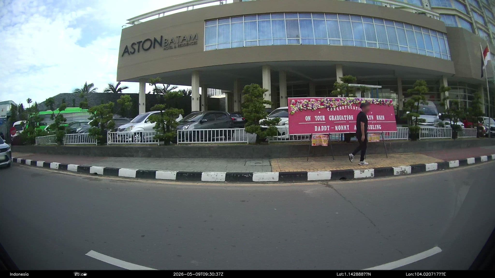 Street view near Aston Batam Hotel & Residences, Batam — © Kaart---LEFT (CC BY-SA · Mapillary)