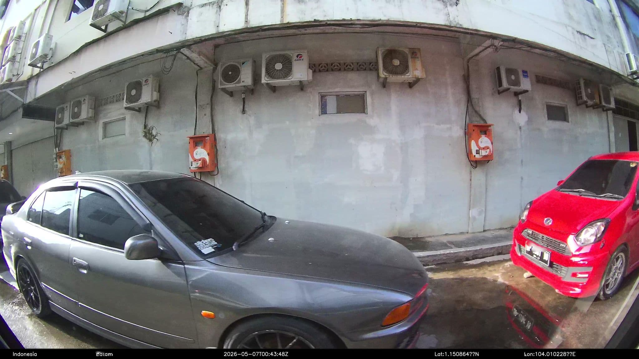 Street view near Hotel Bahari, Batam — © Kaart---LEFT (CC BY-SA · Mapillary)