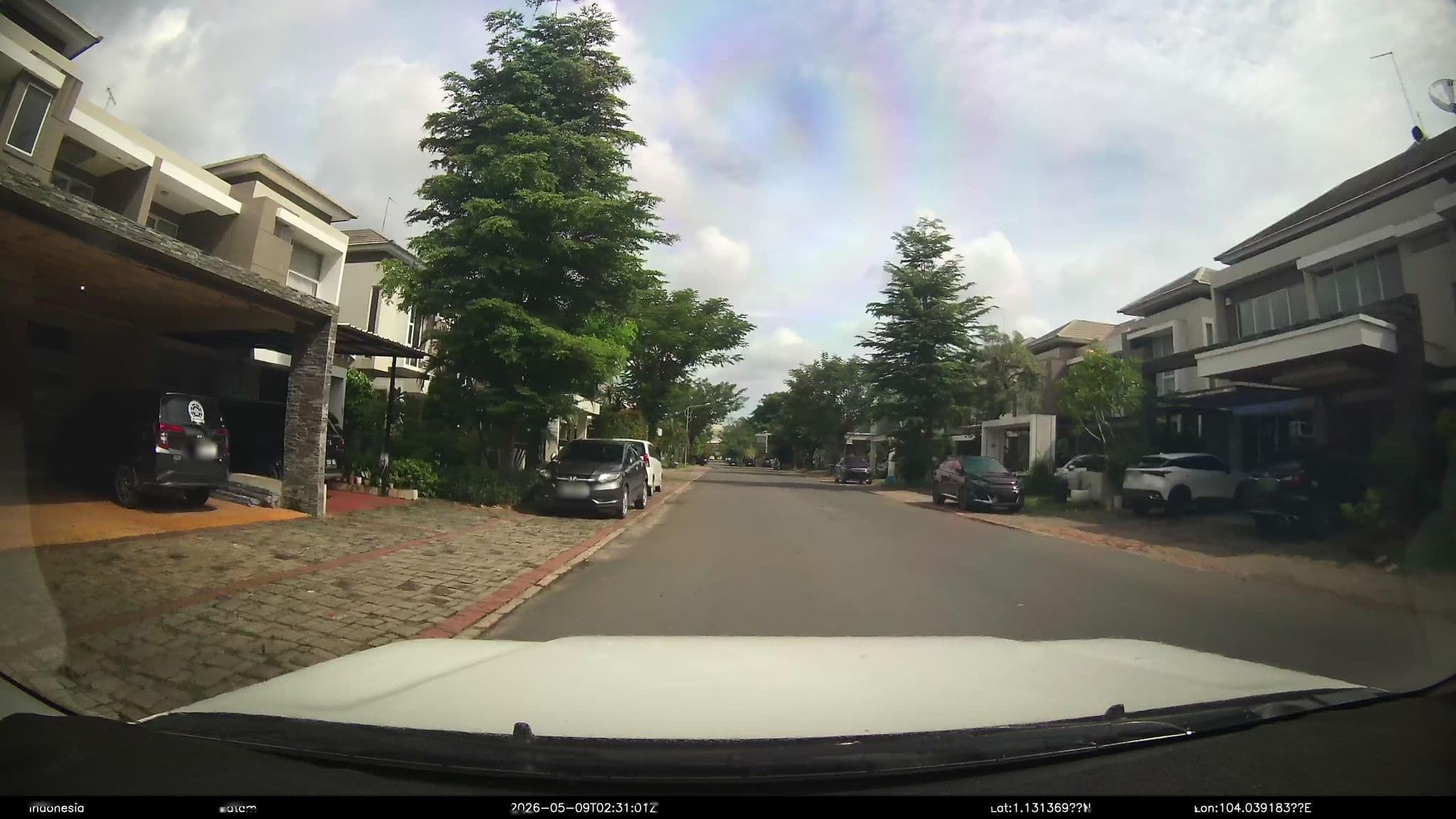 Street view near Greenland Hotel, Batam — © Kaart---FRONT (CC BY-SA · Mapillary)