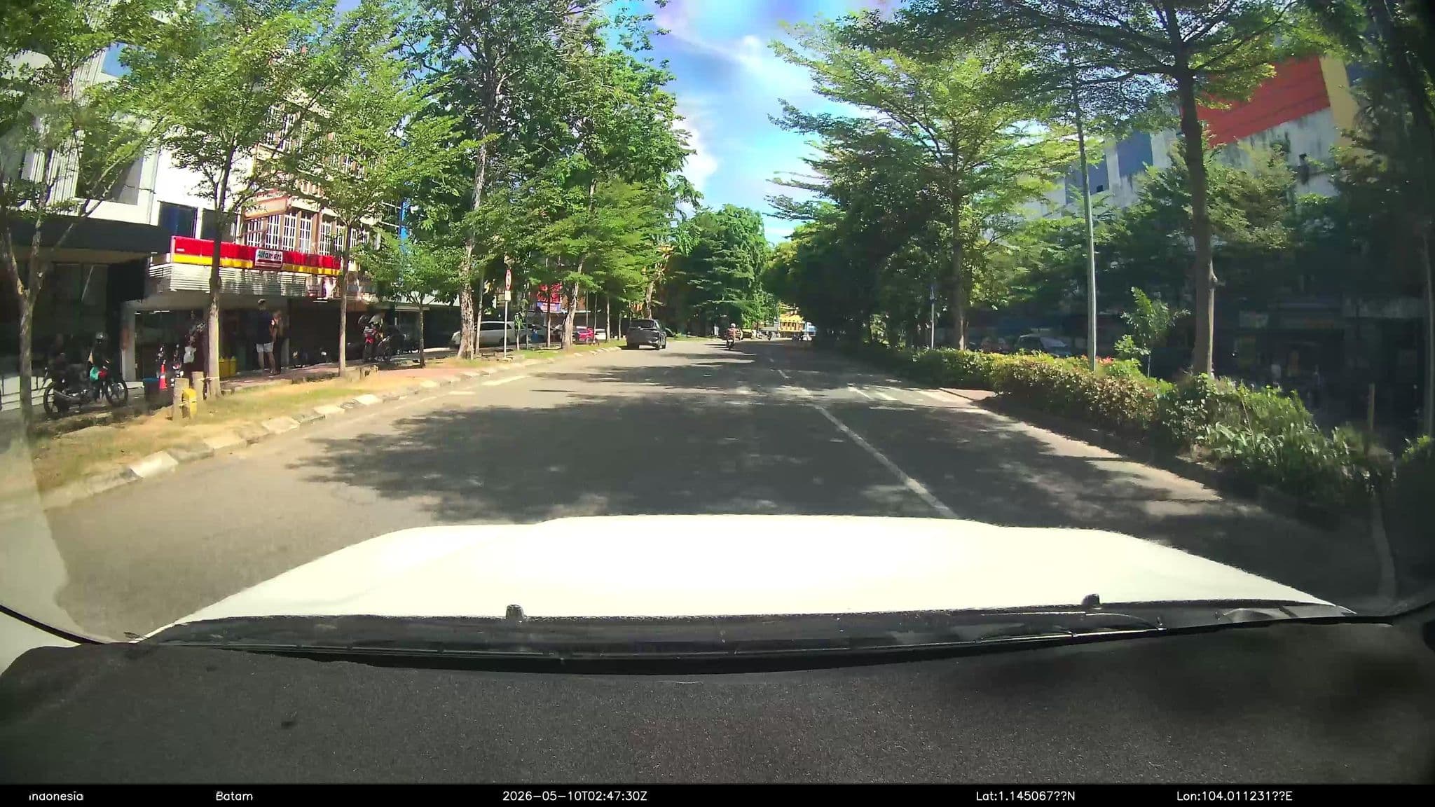 Street view near Indo Rasa Hotel, Batam — © Kaart---FRONT (CC BY-SA · Mapillary)
