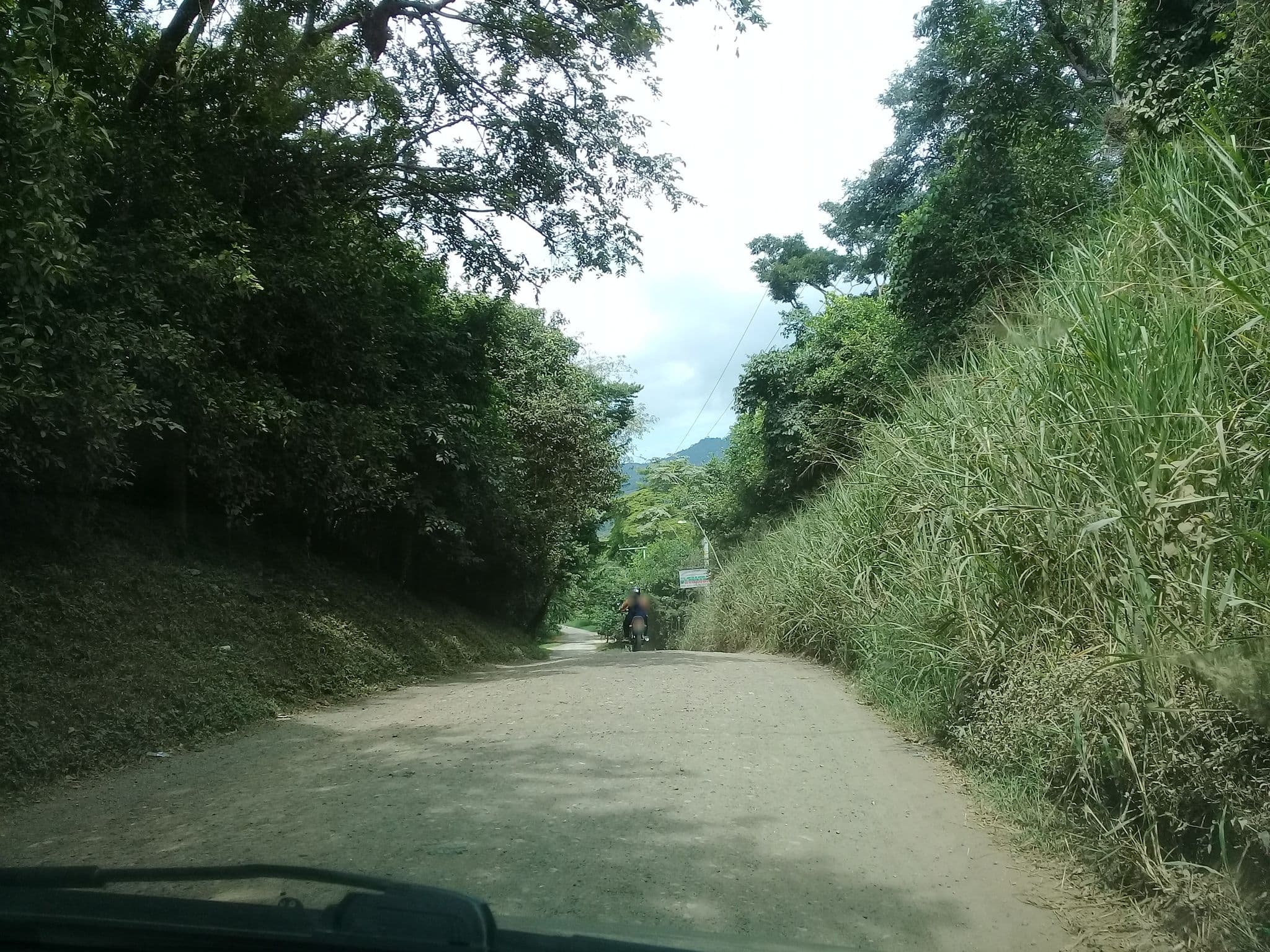 Street view near Hotel Finca El Reposo, Guaduas — © inventariocundi2 (CC BY-SA · Mapillary)