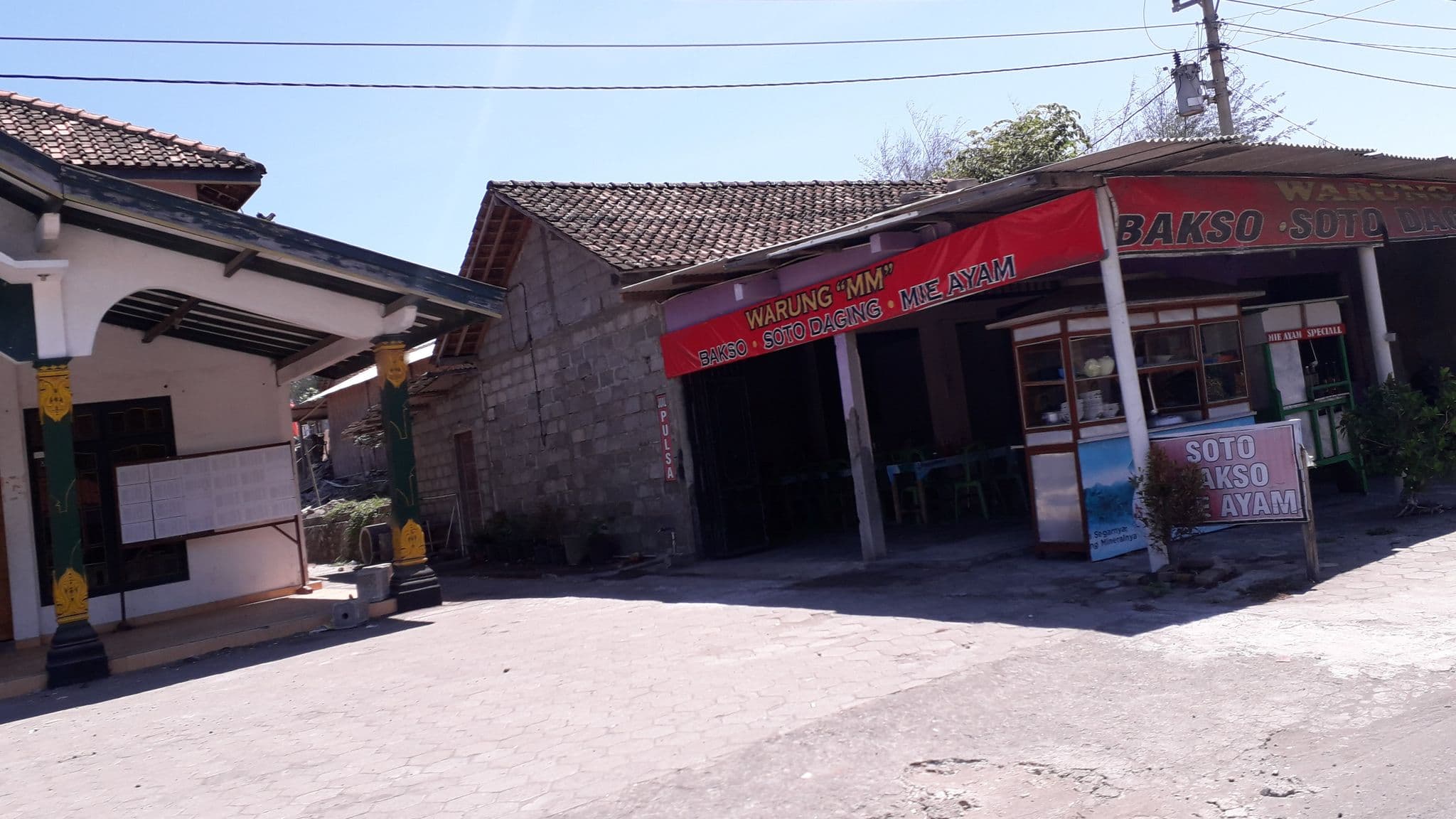 Street view near Hotel Gandung, Pundong — © geopotret (CC BY-SA · Mapillary)