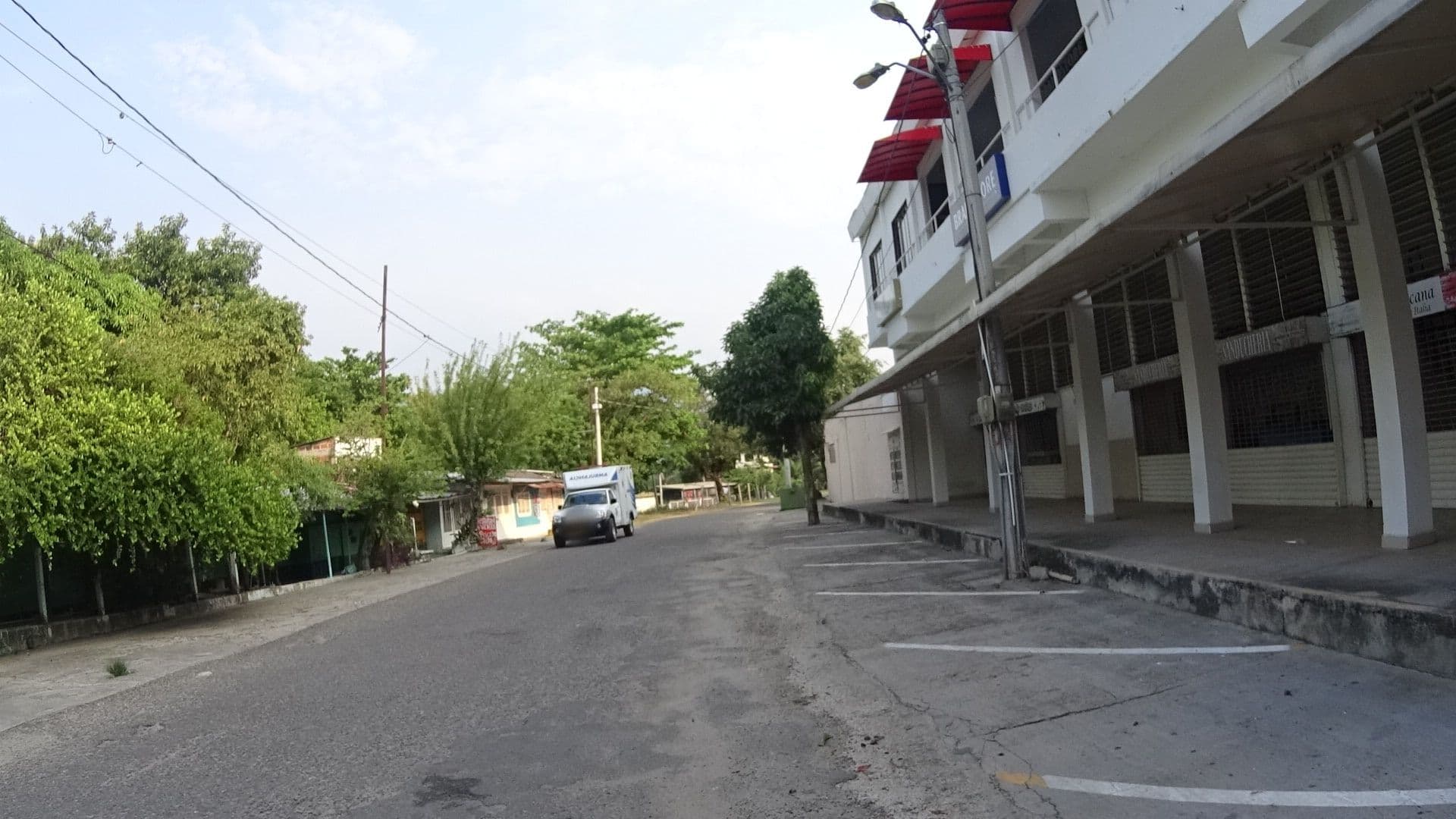 Street view near Hotel Santana del Río, La Dorada — © juliancastroz (CC BY-SA · Mapillary)