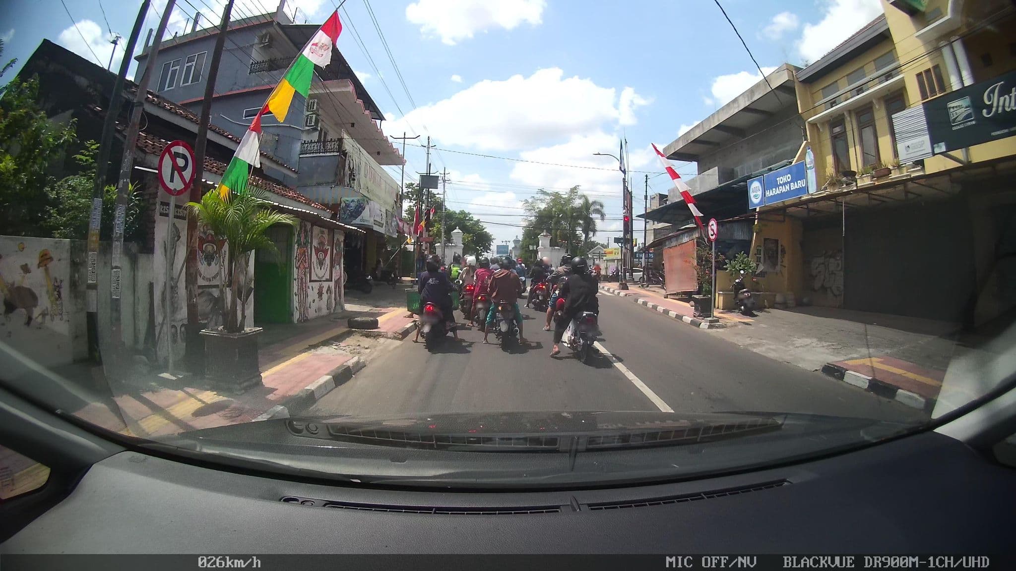 Street view near Hotel Taman Sari, Yogyakarta — © kaart_1 (CC BY-SA · Mapillary)