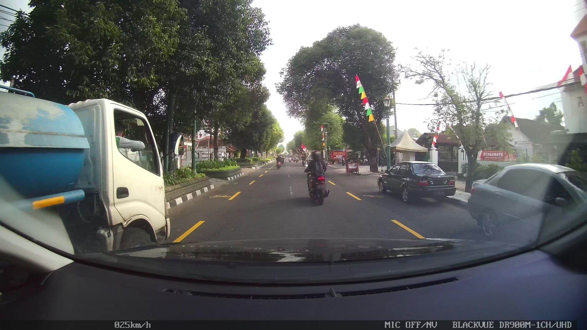 Street view near Sekatenan. Alun2 Jogya, Yogyakarta — © kaart_2 (CC BY-SA · Mapillary)