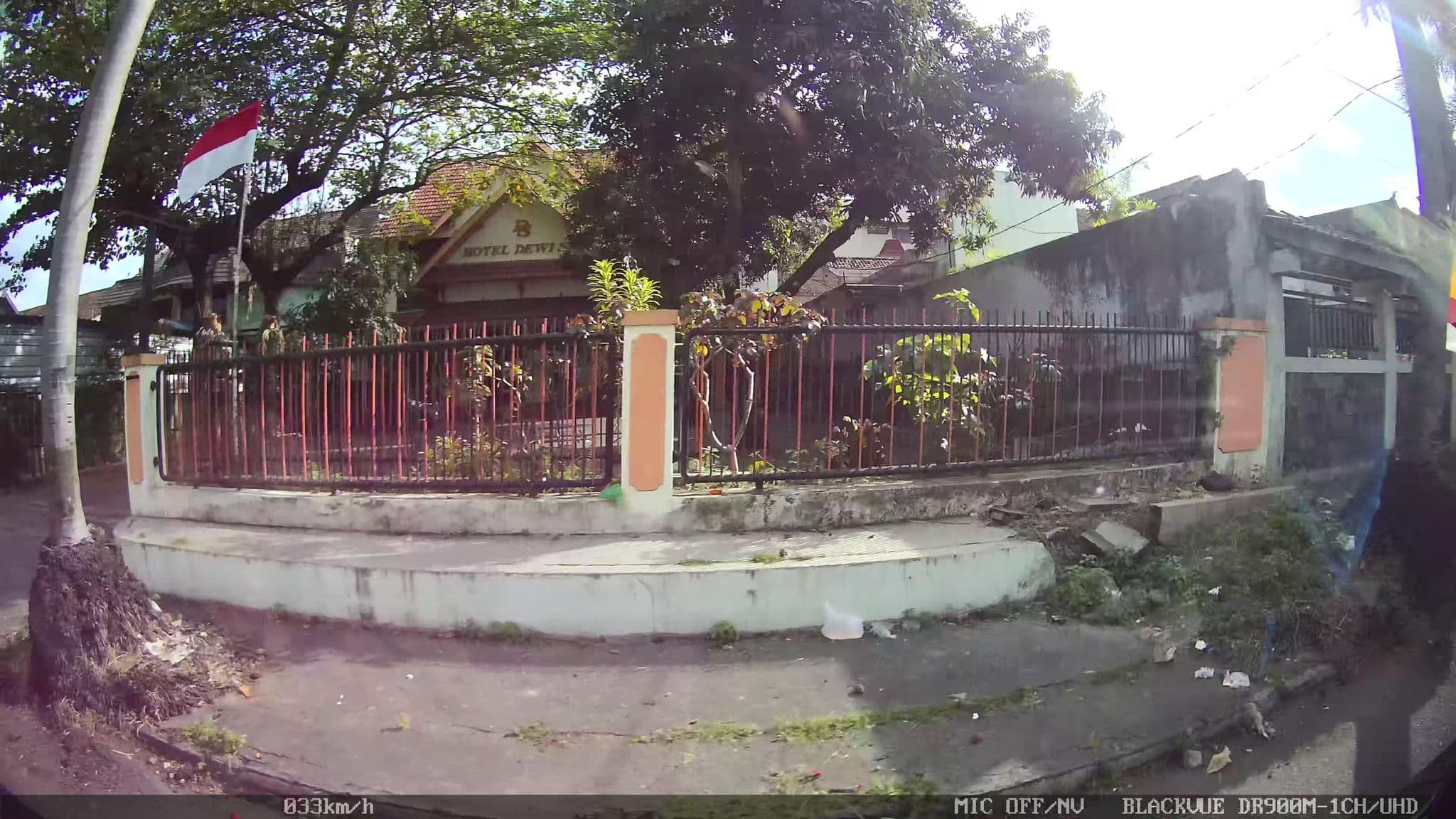 Street view near Batik Kelik, Yogyakarta — © kaart_2 (CC BY-SA · Mapillary)