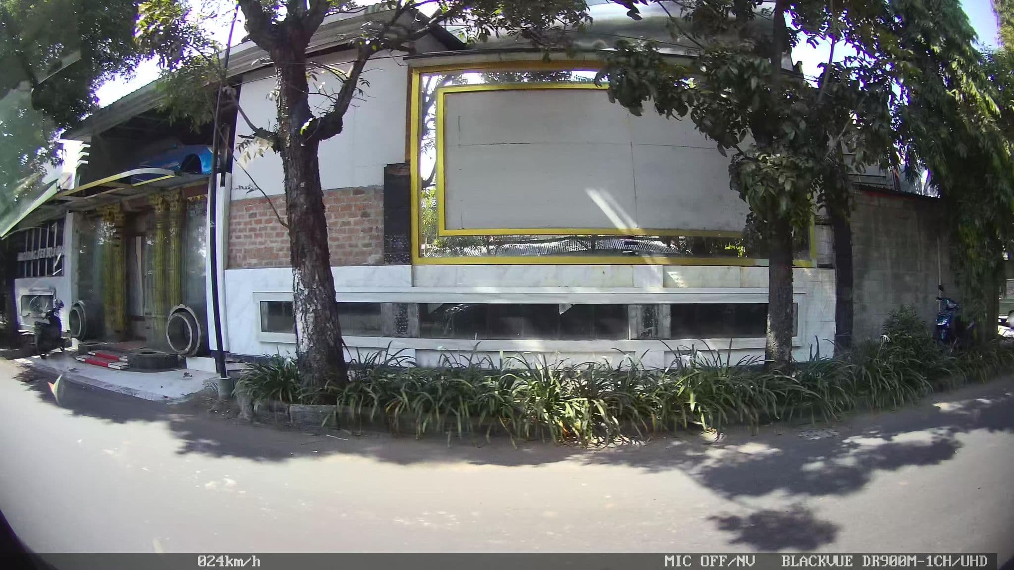 Street view near Metro 2 Guest House, Yogyakarta — © kaart_1 (CC BY-SA · Mapillary)
