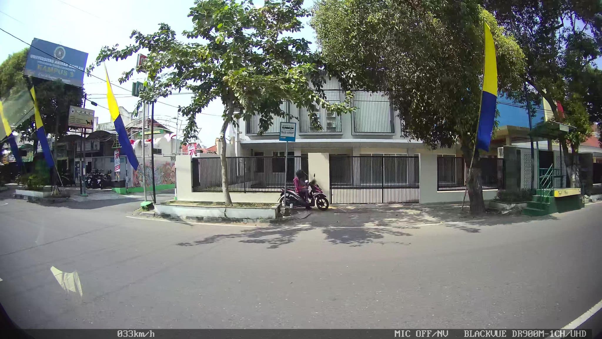 Street view near Hotel Pasadena Umbulharjo, Yogyakarta — © kaart_2 (CC BY-SA · Mapillary)