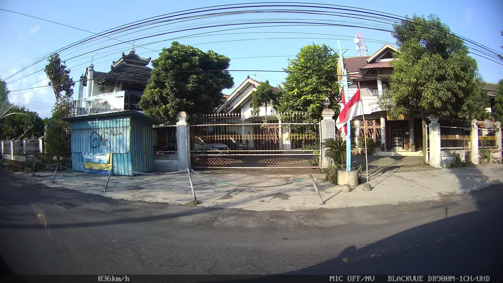 Street view near Grand sargede hotel, Yogyakarta — © kaart_1 (CC BY-SA · Mapillary)