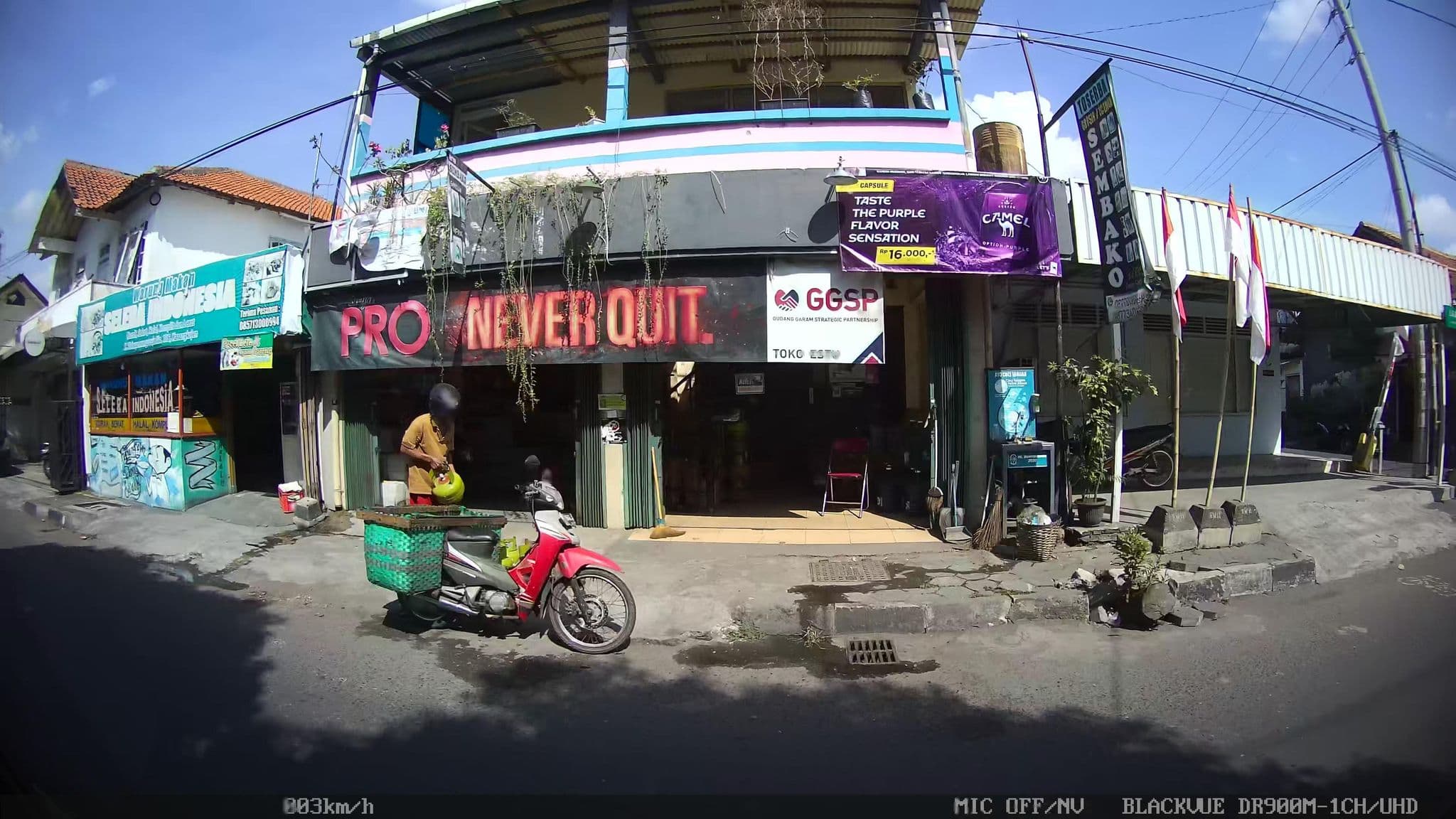 Street view near Hotel Pangeran emas (Kamar 302), Yogyakarta — © kaart_1 (CC BY-SA · Mapillary)