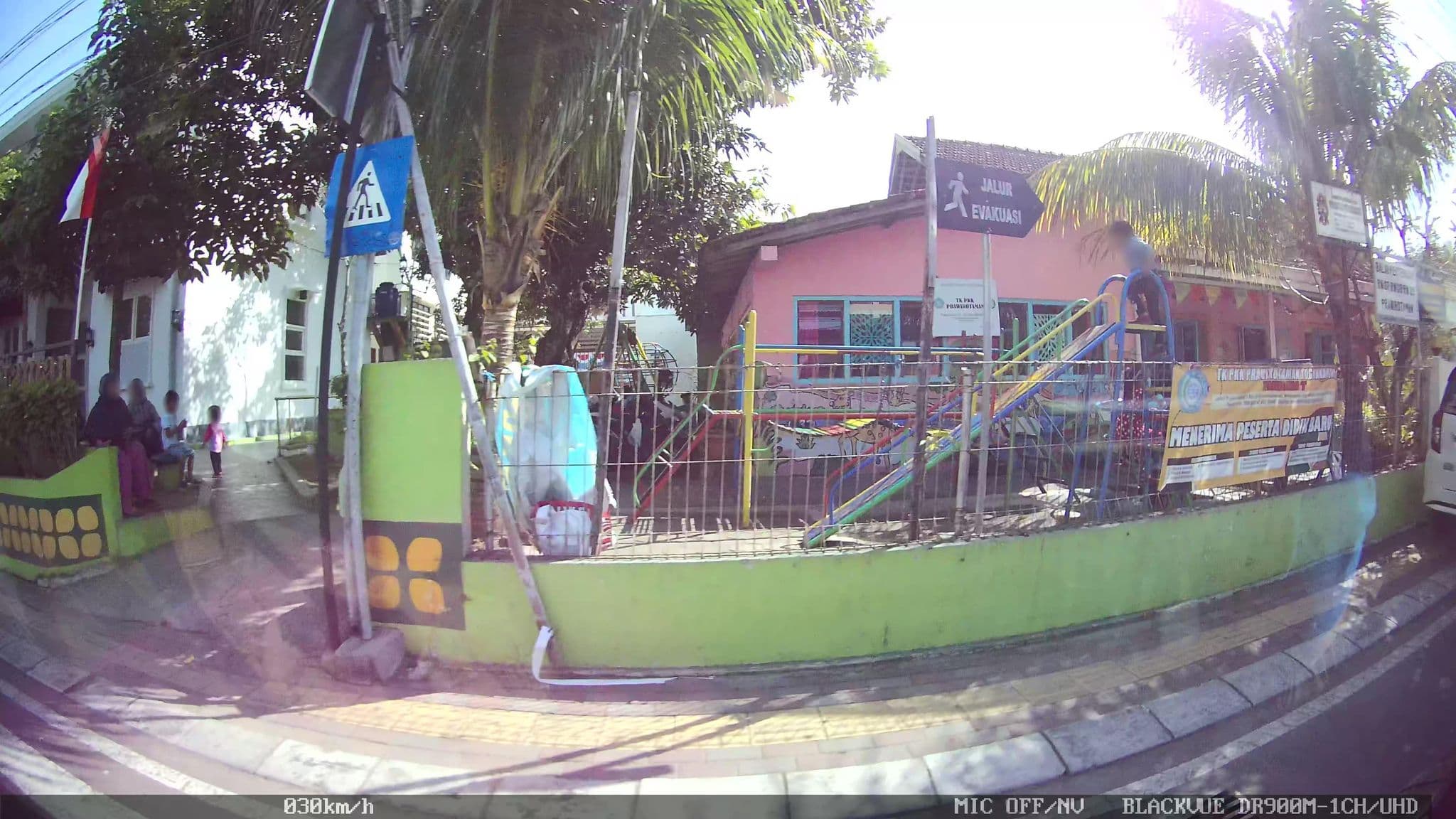 Street view near warung GOA Indian Food & Rooms, Yogyakarta — © kaart_1 (CC BY-SA · Mapillary)