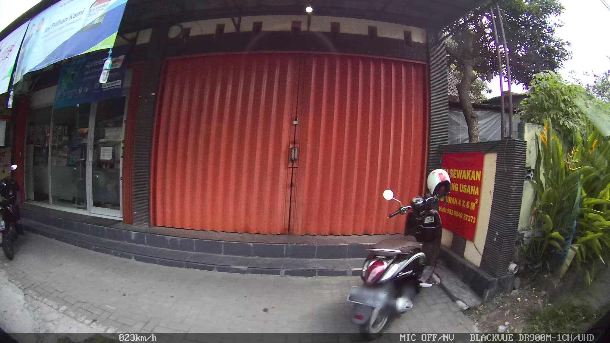 Street view near Mitra Hotel, Gamping Lor — © kaart_1 (CC BY-SA · Mapillary)
