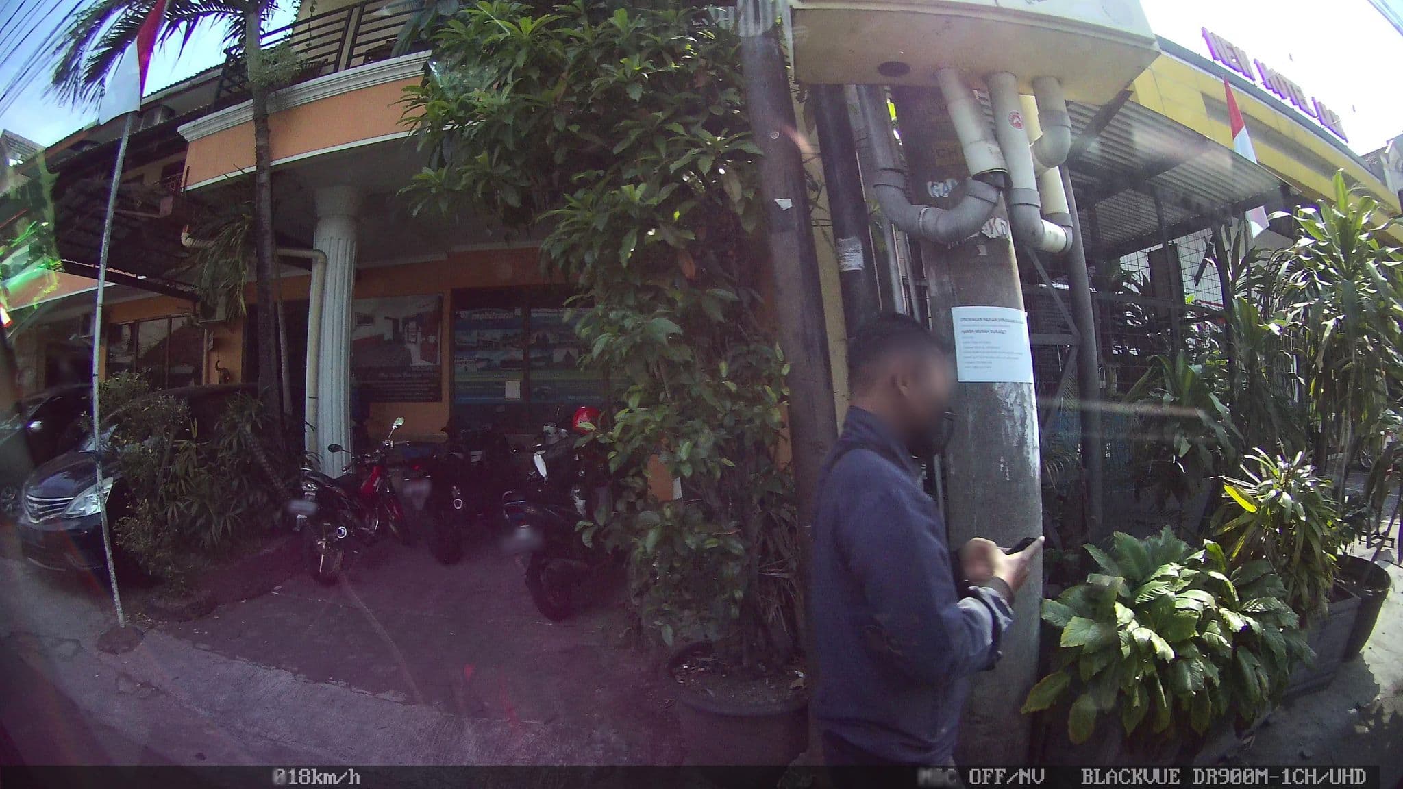 Street view near Hotel Santika, Yogyakarta — © kaart_2 (CC BY-SA · Mapillary)