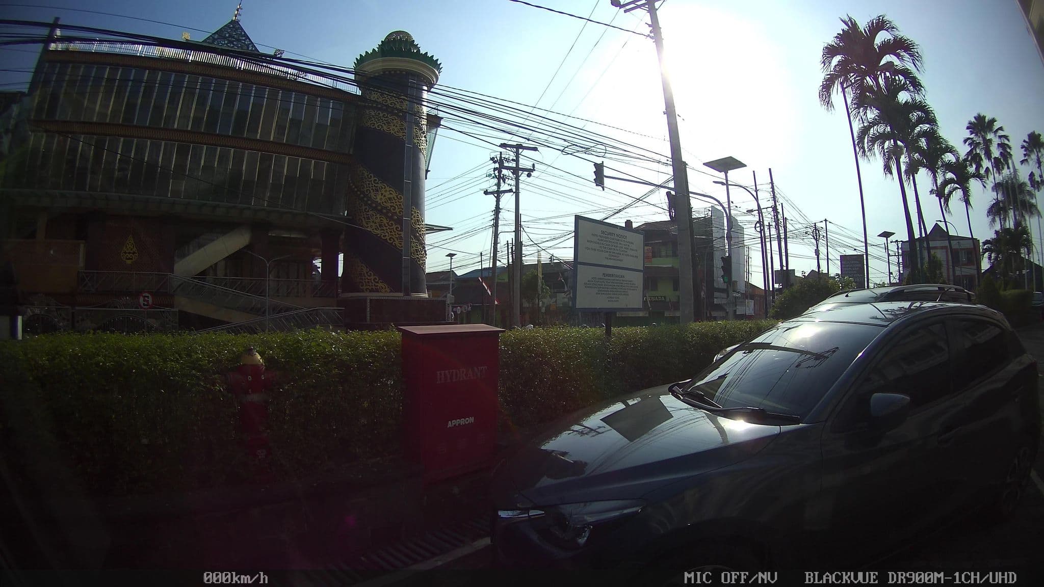 Street view near Room 416 Melia Purosani Hotel, Yogyakarta — © kaart5 (CC BY-SA · Mapillary)