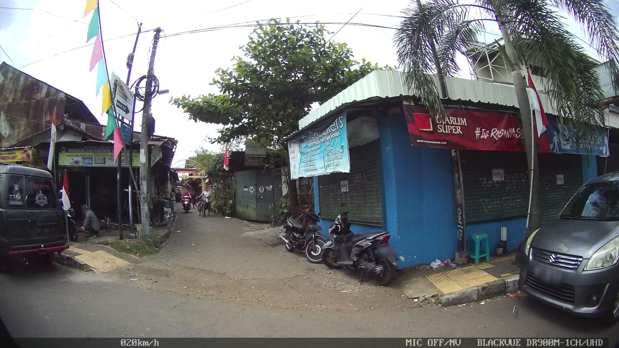 Street view near Suryaputri Hotel, Yogyakarta — © kaart5 (CC BY-SA · Mapillary)