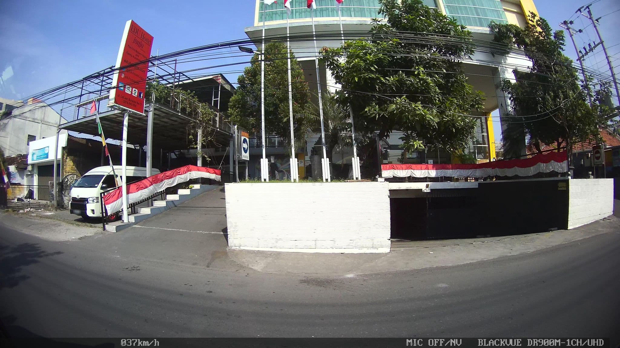 Street view near EDU Hostel Jogja, Yogyakarta — © kaart5 (CC BY-SA · Mapillary)