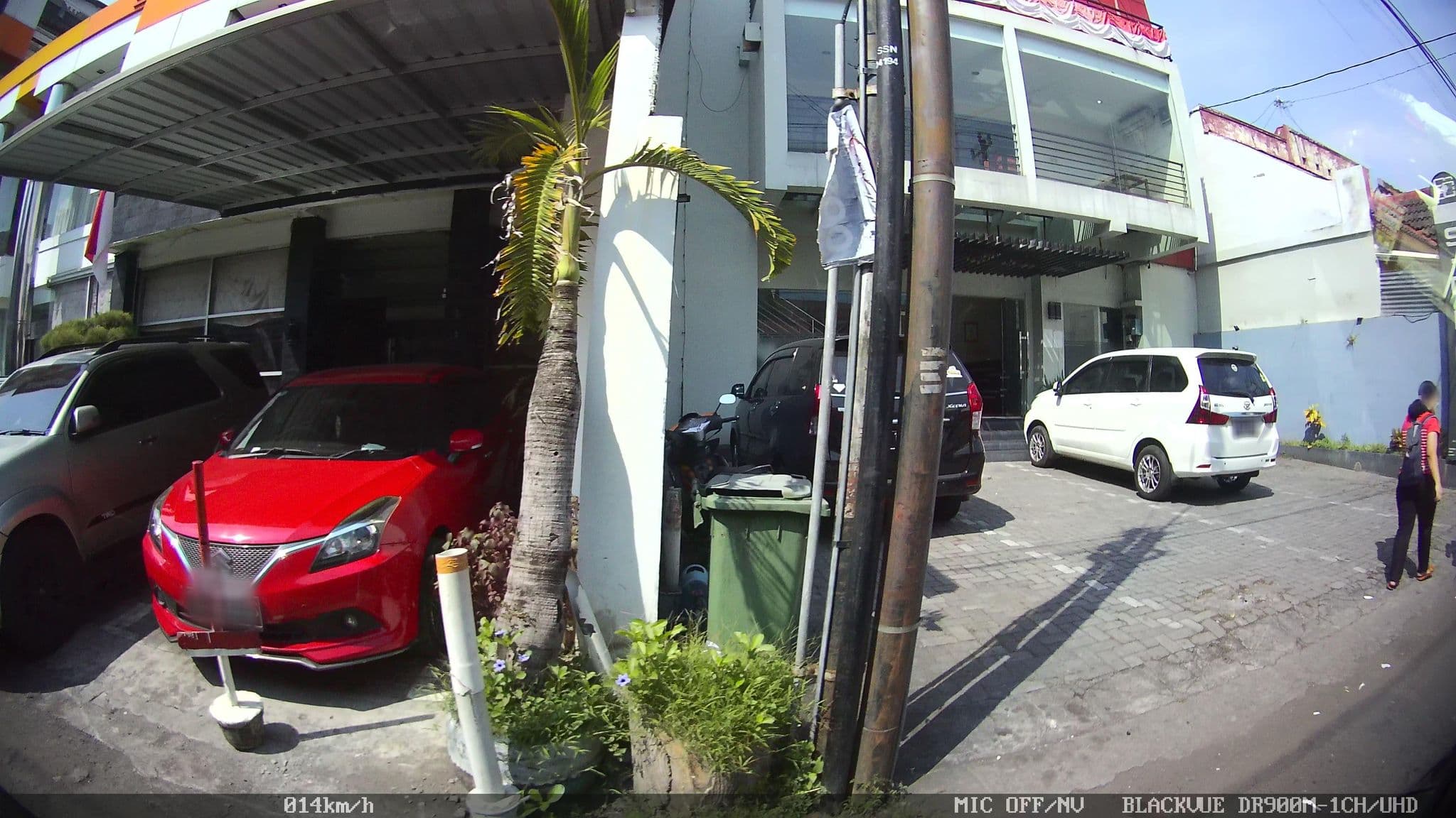 Street view near President Suit Room (303) S-CHOTT H.O.T.E.L, Yogyakarta — © kaart_2 (CC BY-SA · Mapillary)