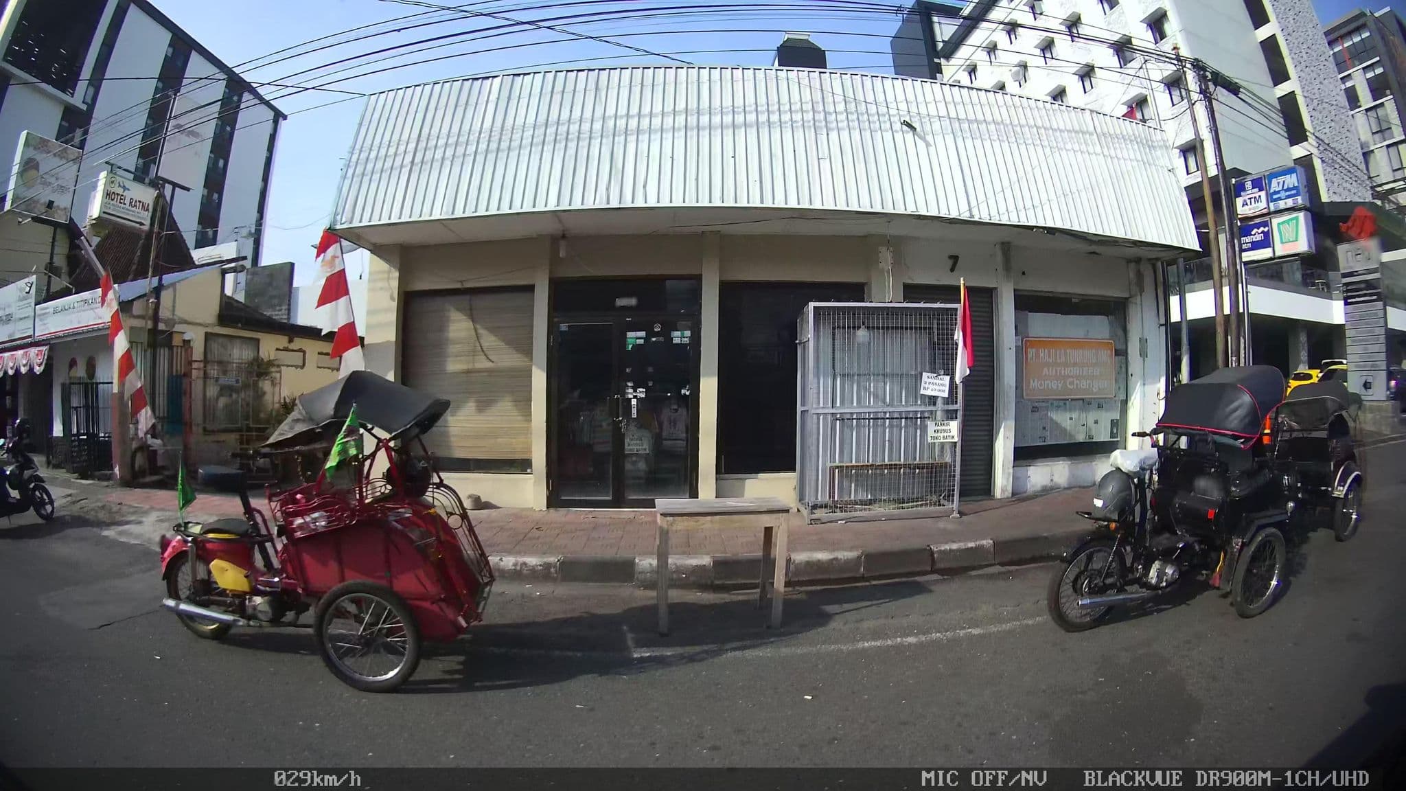 Street view near Hotel Nusantara, Yogyakarta — © kaart_2 (CC BY-SA · Mapillary)