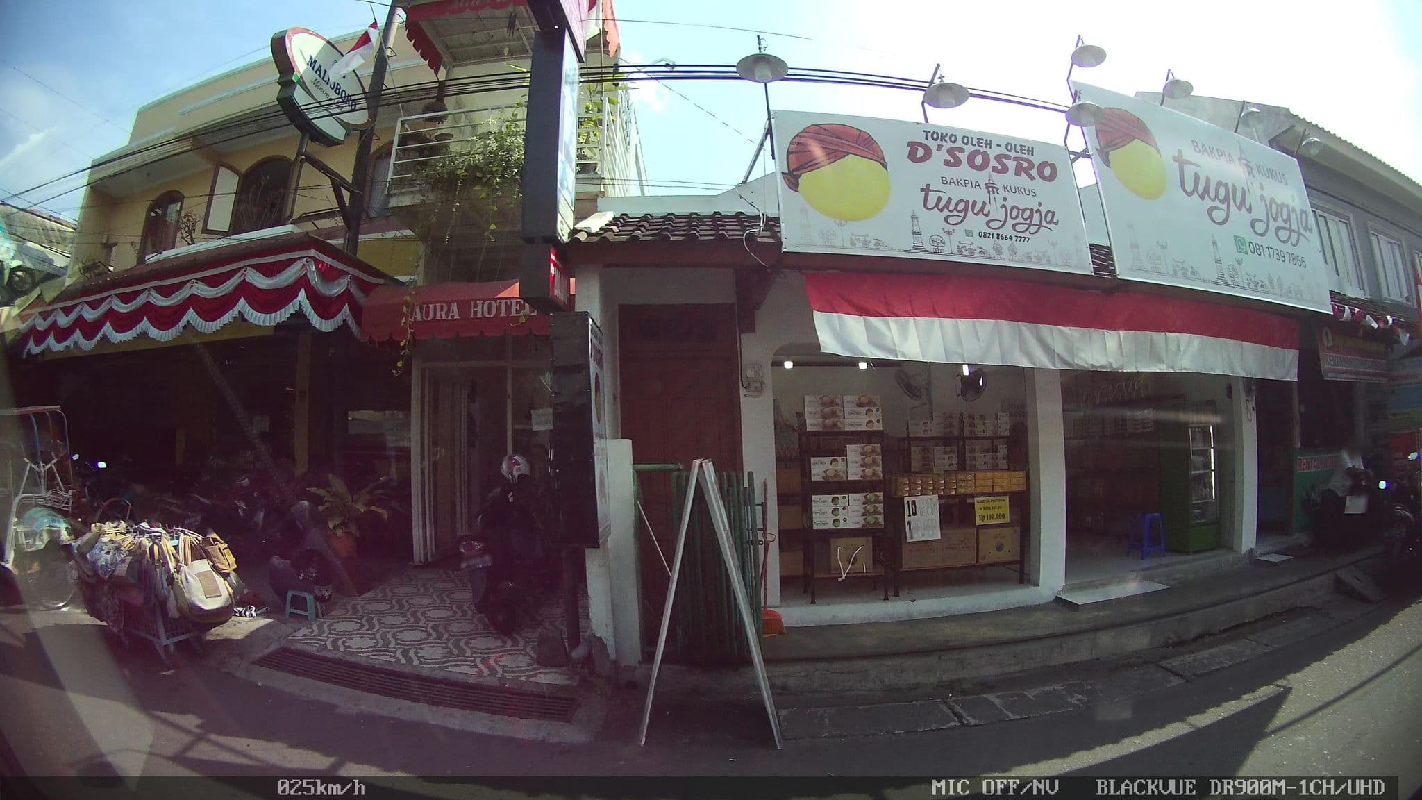 Street view near Dewi Homestay, Yogyakarta — © kaart5 (CC BY-SA · Mapillary)