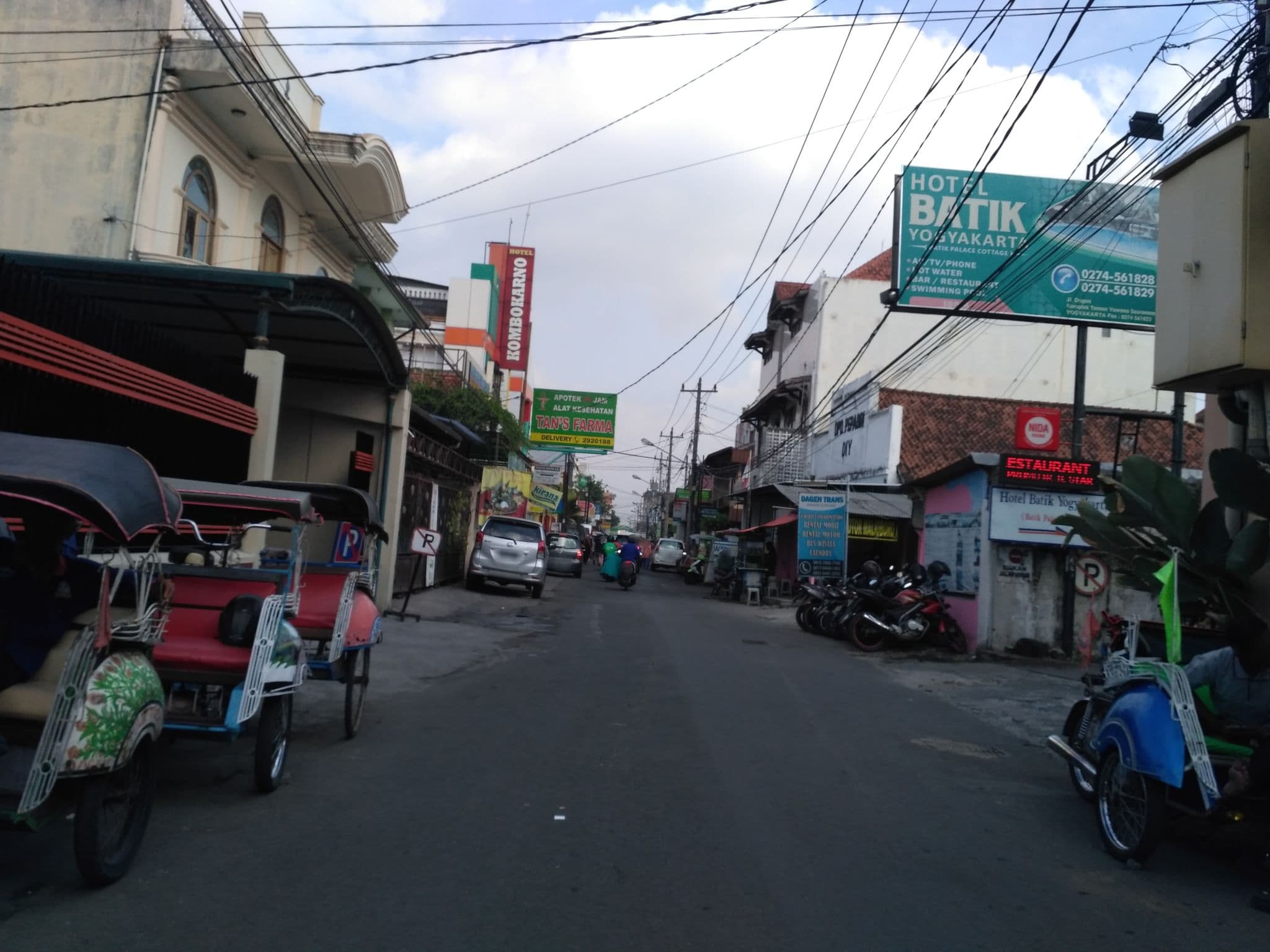 Street view near Lilik Hotel Yogyakarta, Yogyakarta — © dina_permata (CC BY-SA · Mapillary)