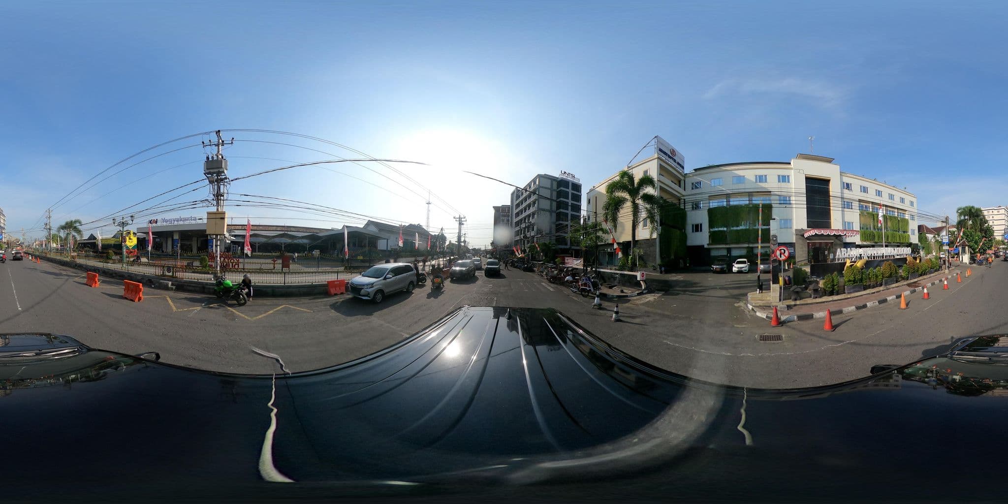 Street view near Inul Family Homestay, Yogyakarta — © kaart_360 (CC BY-SA · Mapillary)