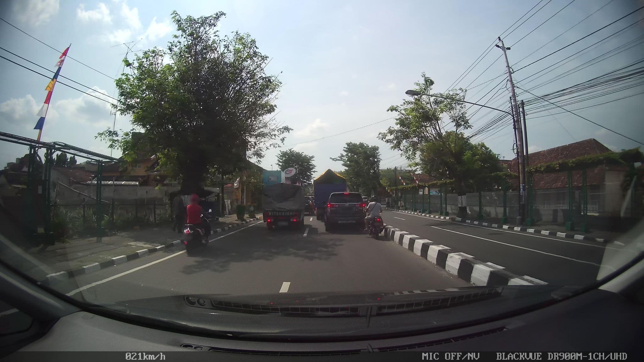 Street view near Hotel wilis, Yogyakarta — © kaart5 (CC BY-SA · Mapillary)