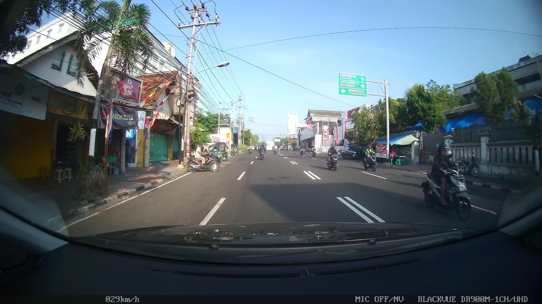 Street view near Hotel willis, Yogyakarta — © kaart5 (CC BY-SA · Mapillary)