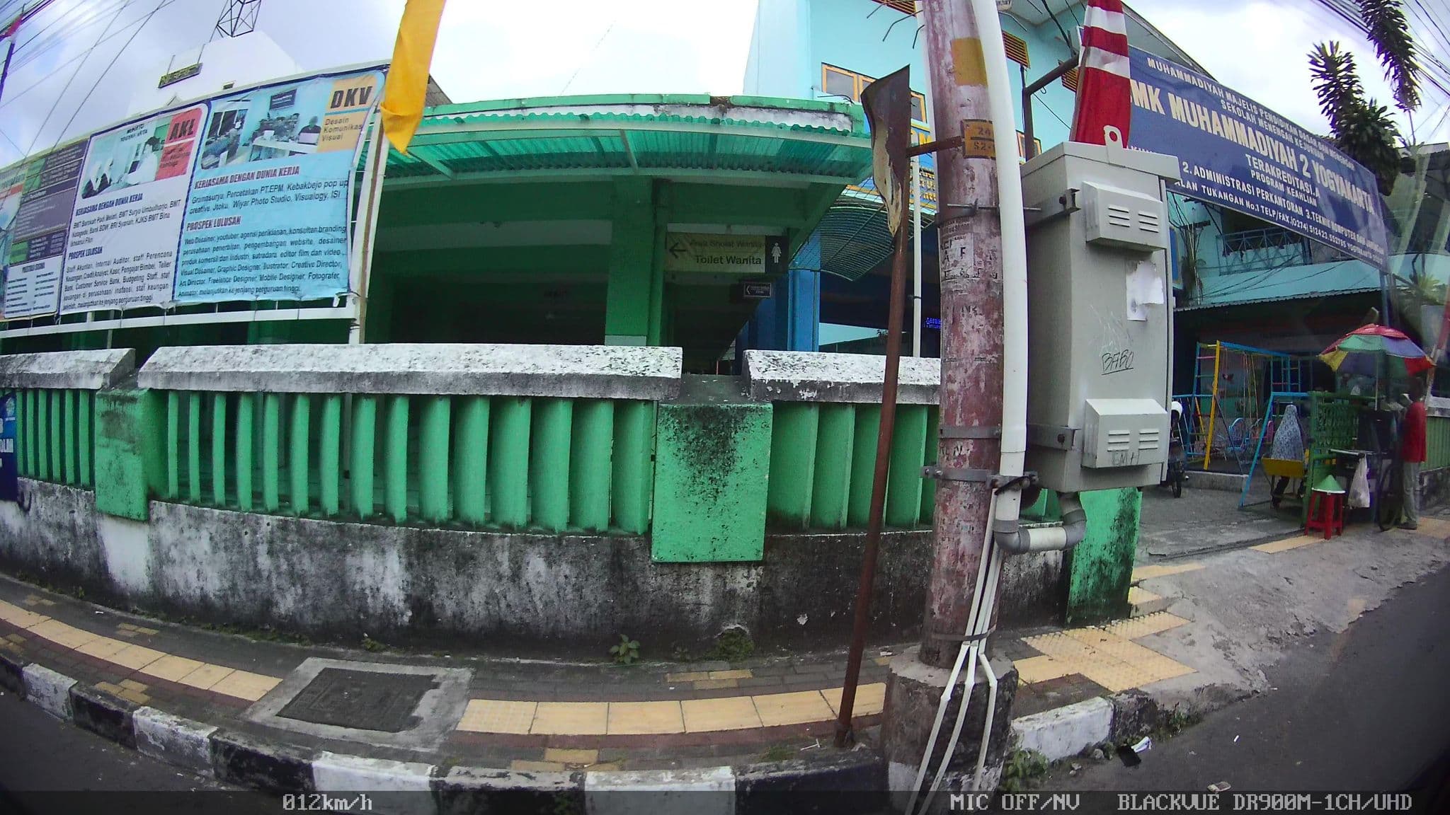 Street view near Hotel lingga.sukarno hatta.bandung, Yogyakarta — © kaart5 (CC BY-SA · Mapillary)