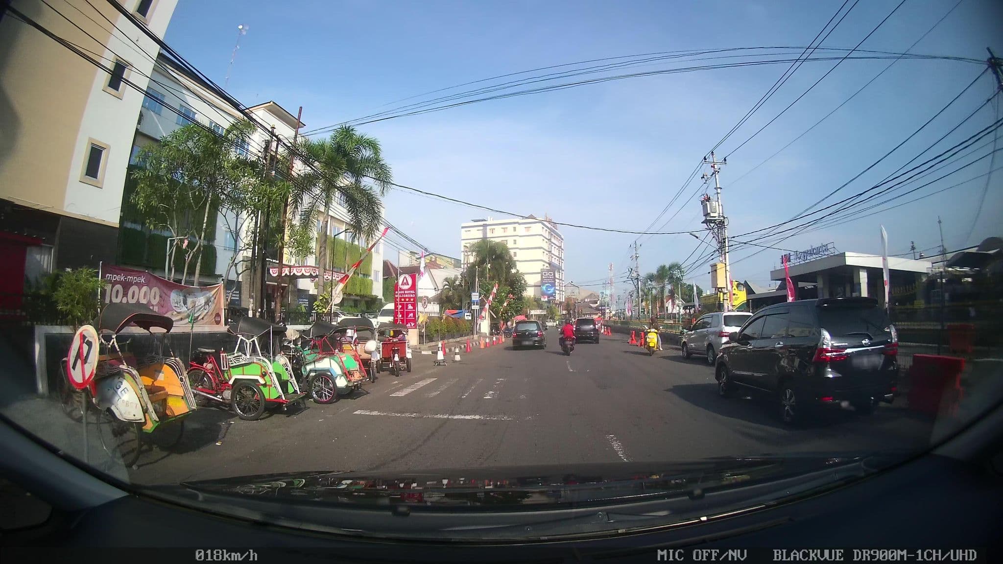Street view near Berlian Hotel, Yogyakarta — © kaart_2 (CC BY-SA · Mapillary)