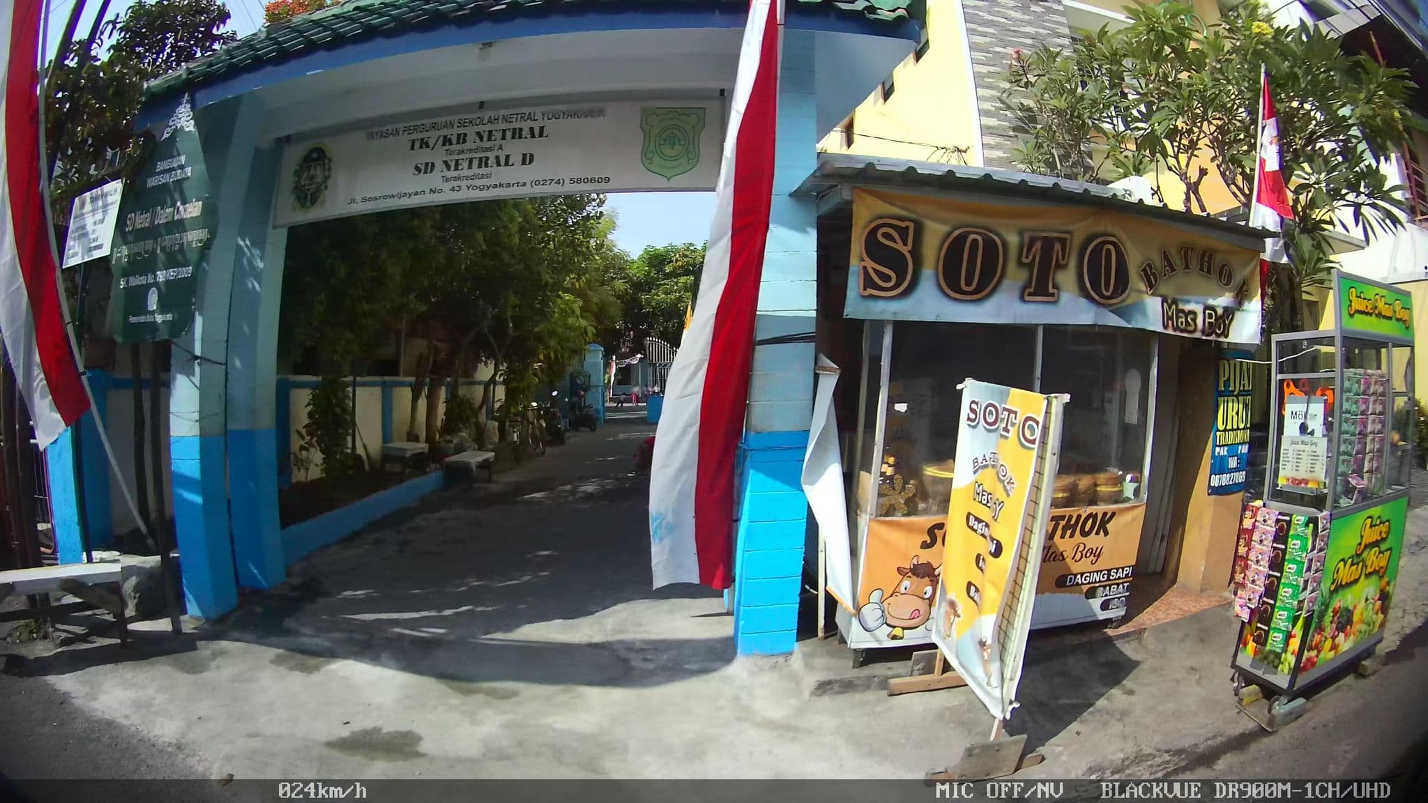 Street view near SelaraS IIN, Yogyakarta — © kaart_2 (CC BY-SA · Mapillary)