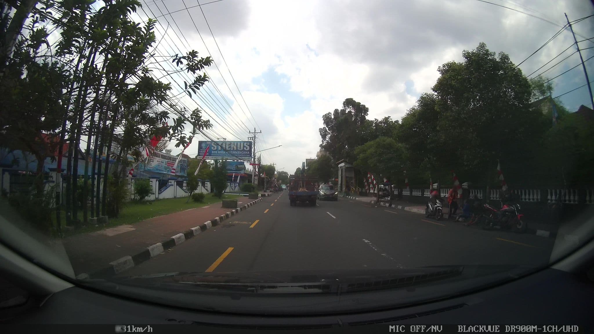 Street view near Dem Ayem Heritage Guest House, Yogyakarta — © kaart_1 (CC BY-SA · Mapillary)