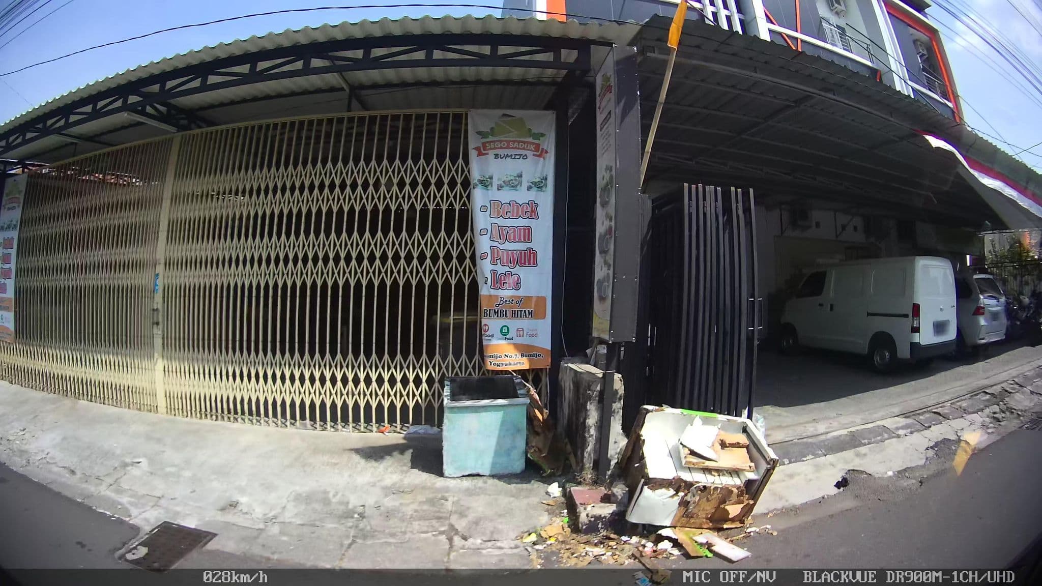 Street view near Dieng Permai Hotel, Yogyakarta — © kaart5 (CC BY-SA · Mapillary)