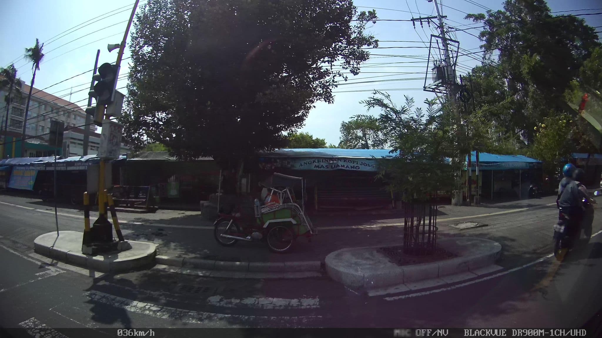 Street view near room 521 grand zuri hotel, Yogyakarta — © kaart5 (CC BY-SA · Mapillary)