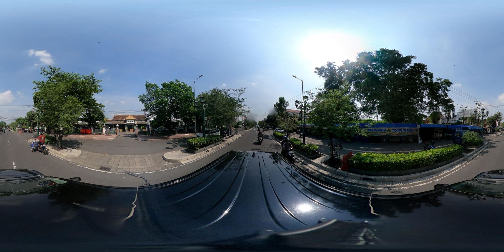 Street view near Abadi Hotel 3rd Floor, Yogyakarta — © kaart_360 (CC BY-SA · Mapillary)