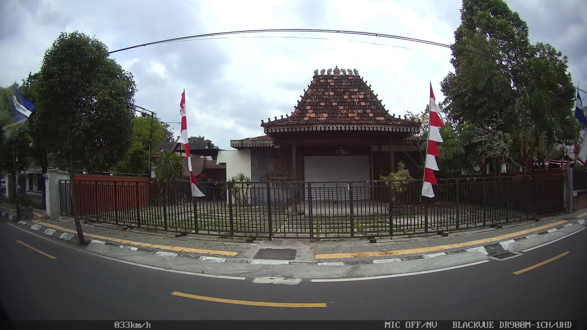Street view near Hotel Wismanendra, Yogyakarta — © kaart_2 (CC BY-SA · Mapillary)